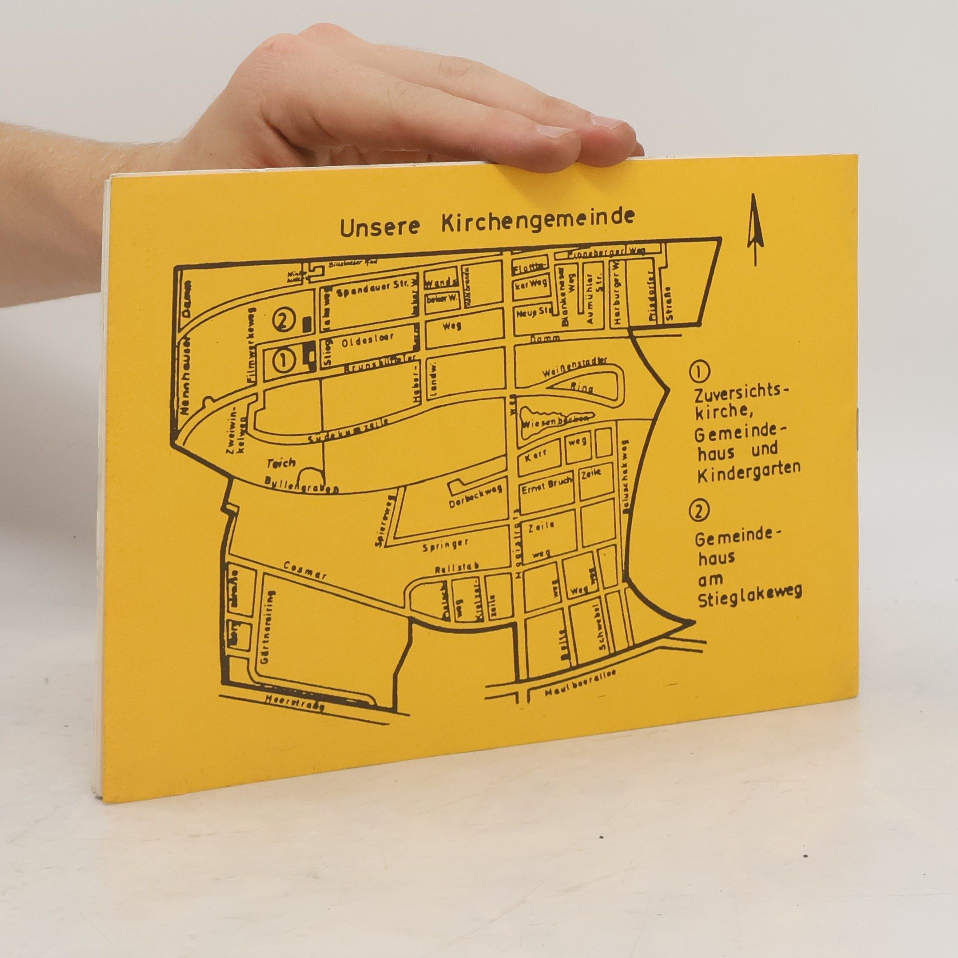 kolektiv Gemeindezentrum und Zuversichtskirche der Dorfkirchengemeinde Berlin-Staaken im Mai 1986