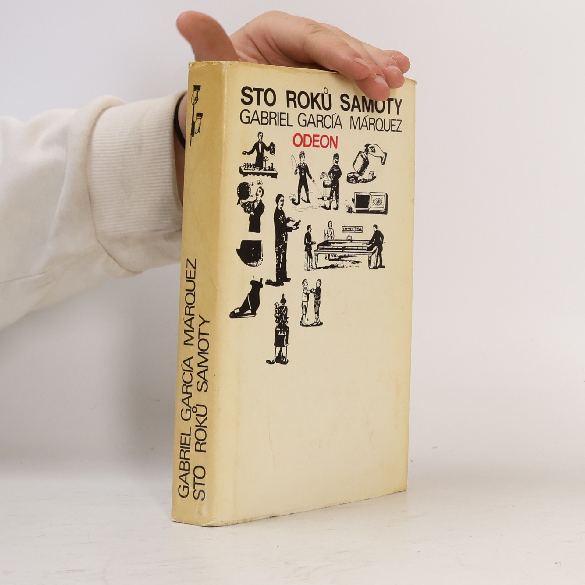Gabriel García Márquez Sto roků samoty