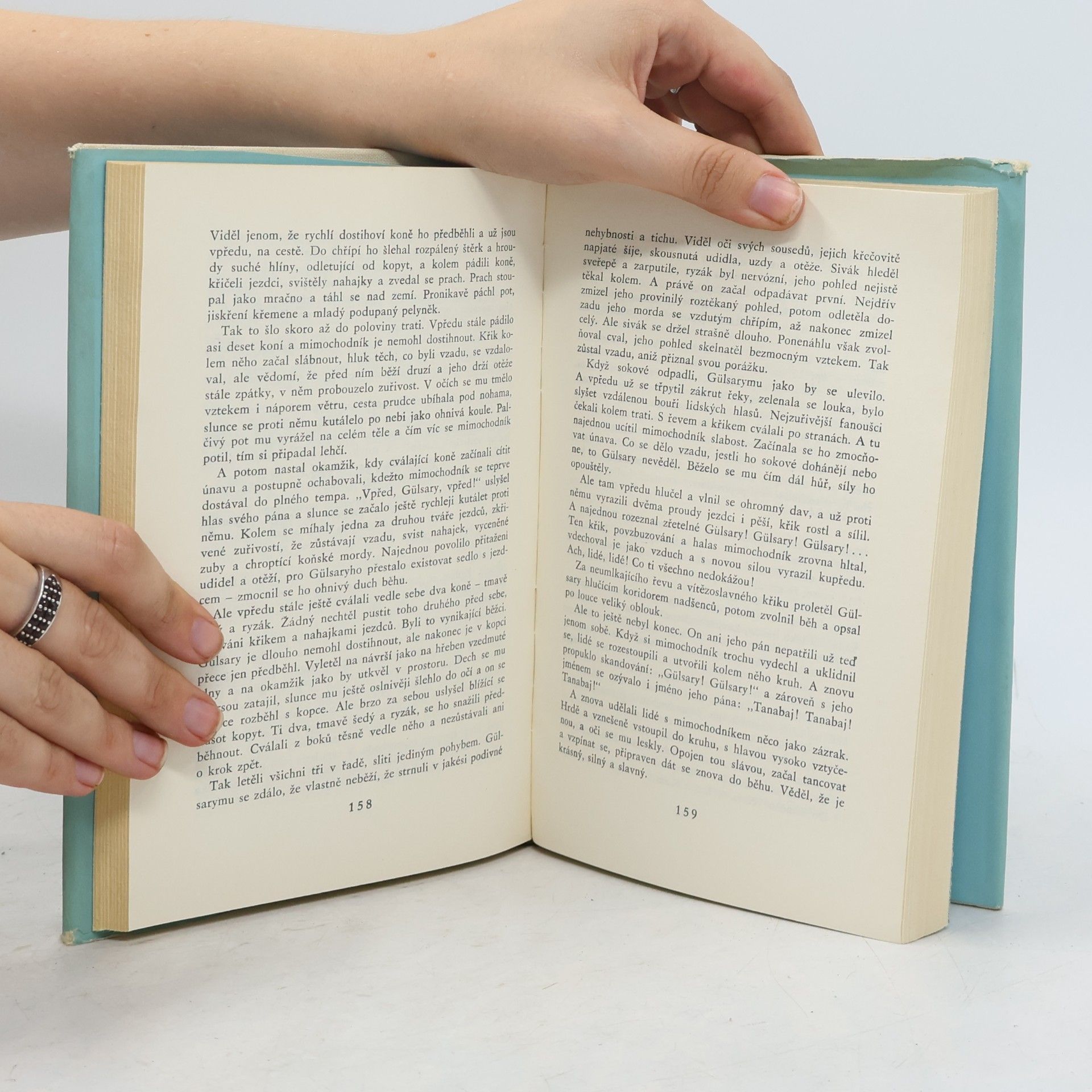 Chinghiz Aitmatov Bílá loď