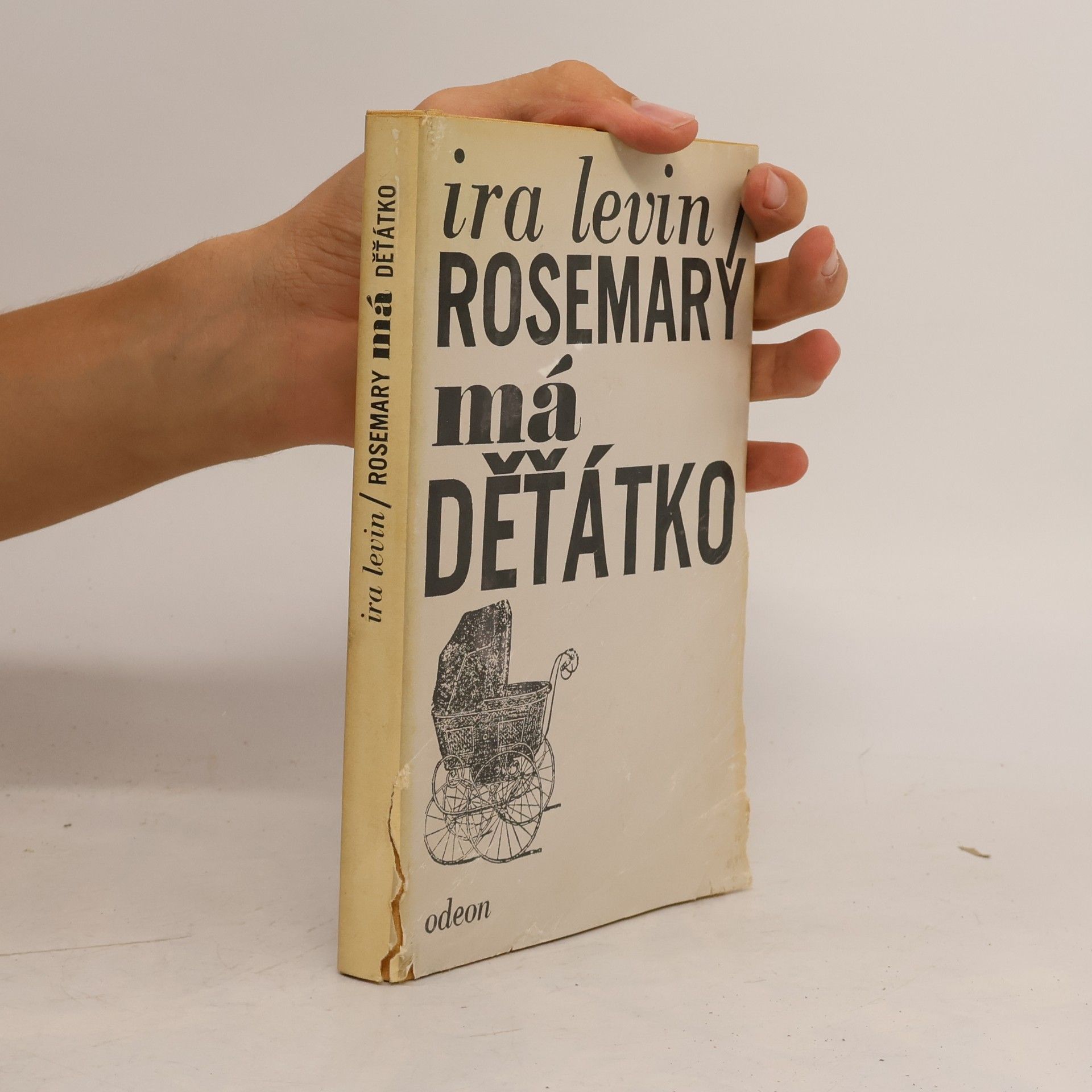 Ira Levin Rosemary má děťátko
