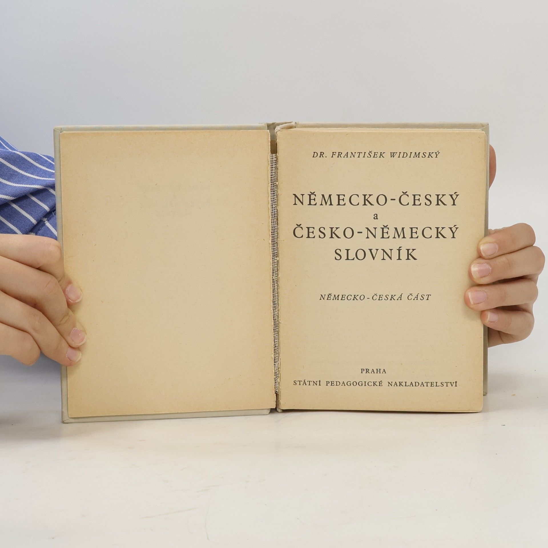 Various authors Německo-český, česko-německý slovník. Část německo-česká