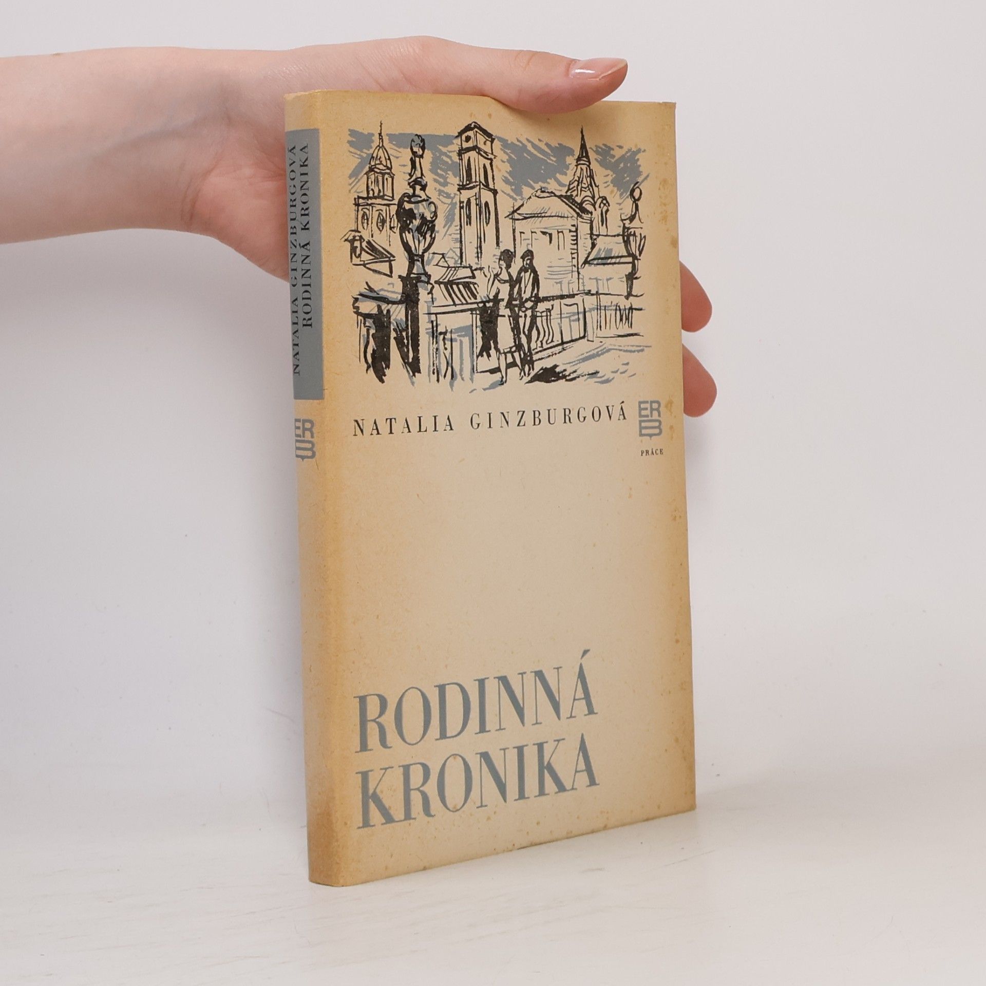 Natalia Ginzburg Rodinná kronika