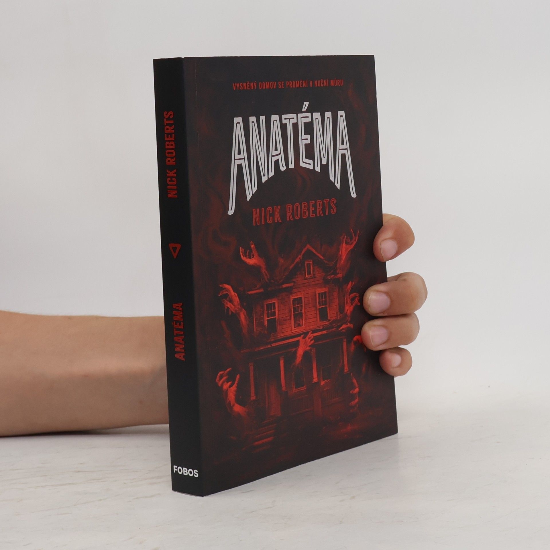 Nick Roberts Anatéma