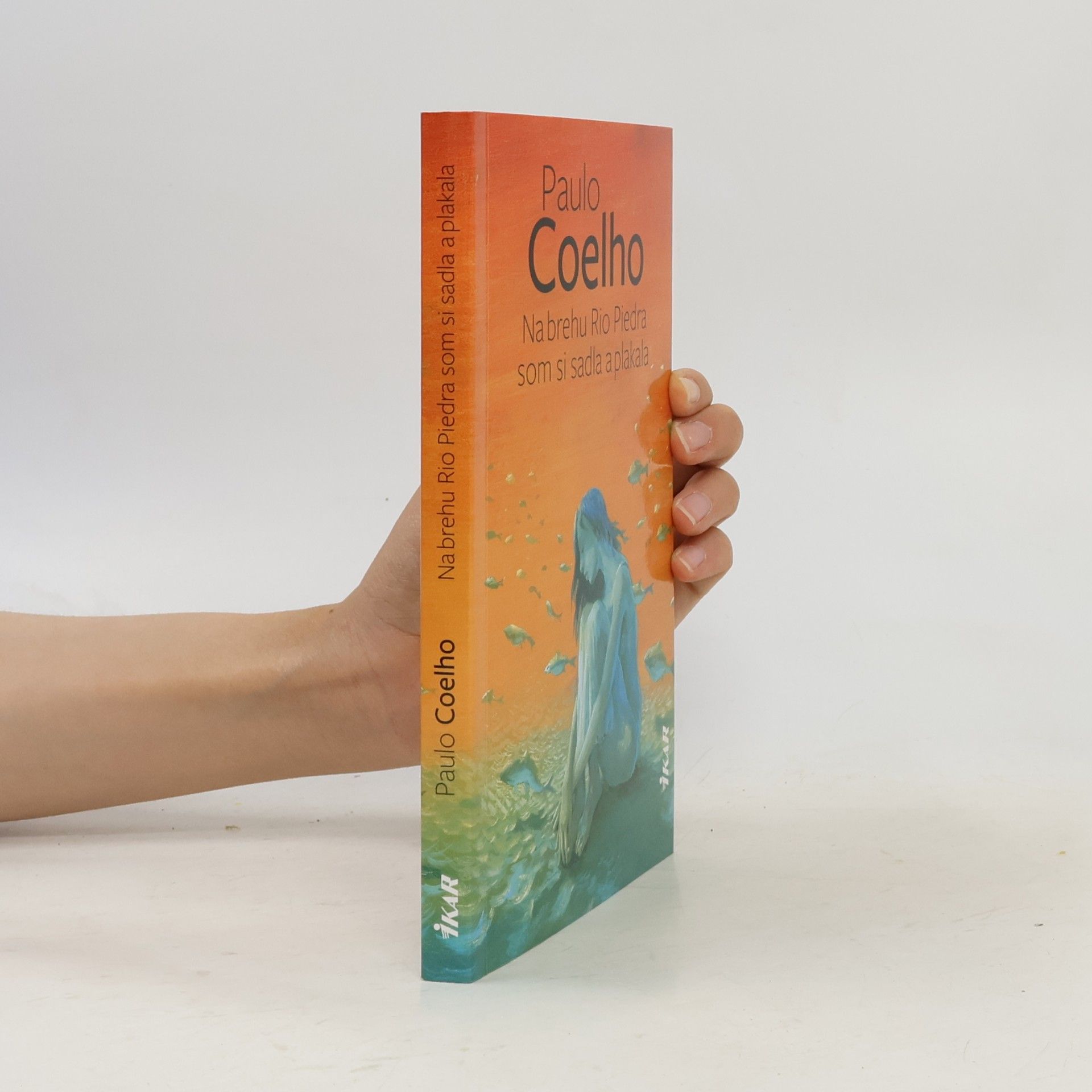Paulo Coelho Na brehu Rio Piedra som si sadla a plakala
