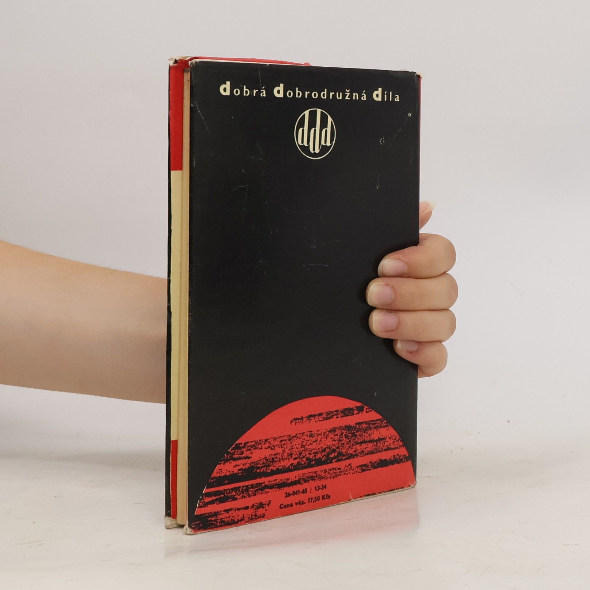 Arkady Strugatsky Tachmasib letí k Saturnu