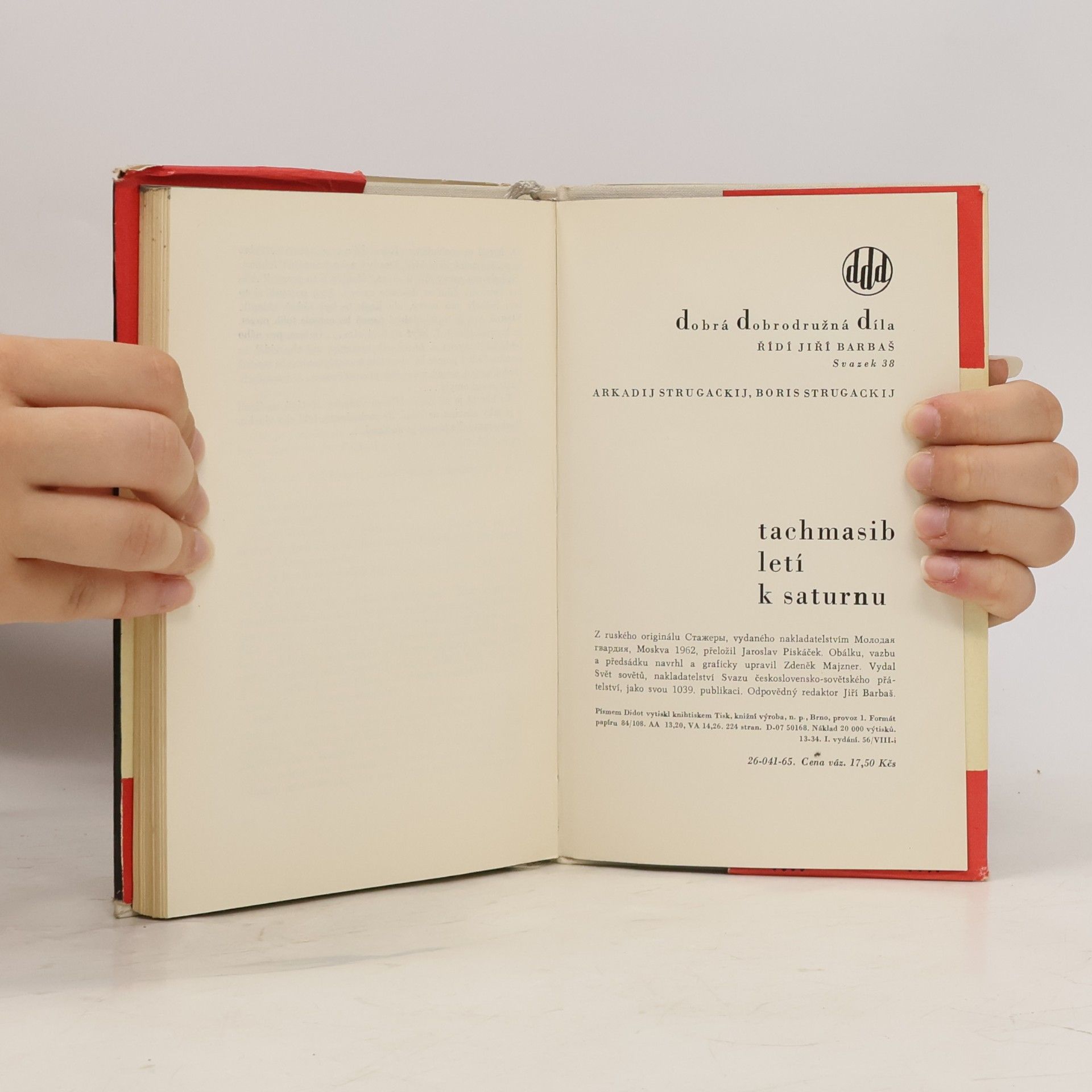 Arkady Strugatsky Tachmasib letí k Saturnu