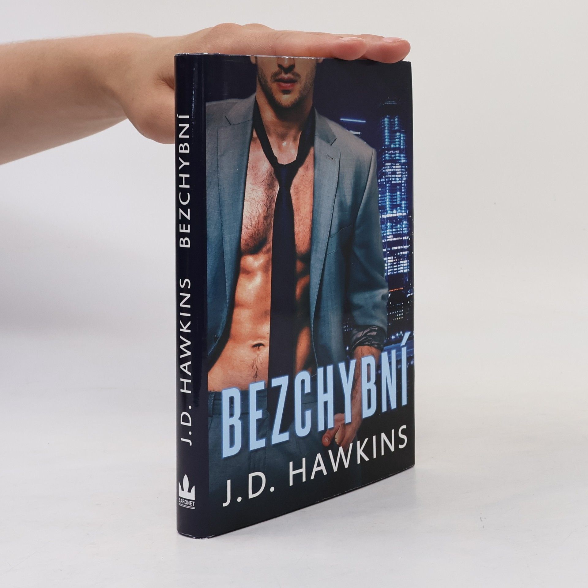 J. D. Hawkins Bezchybní