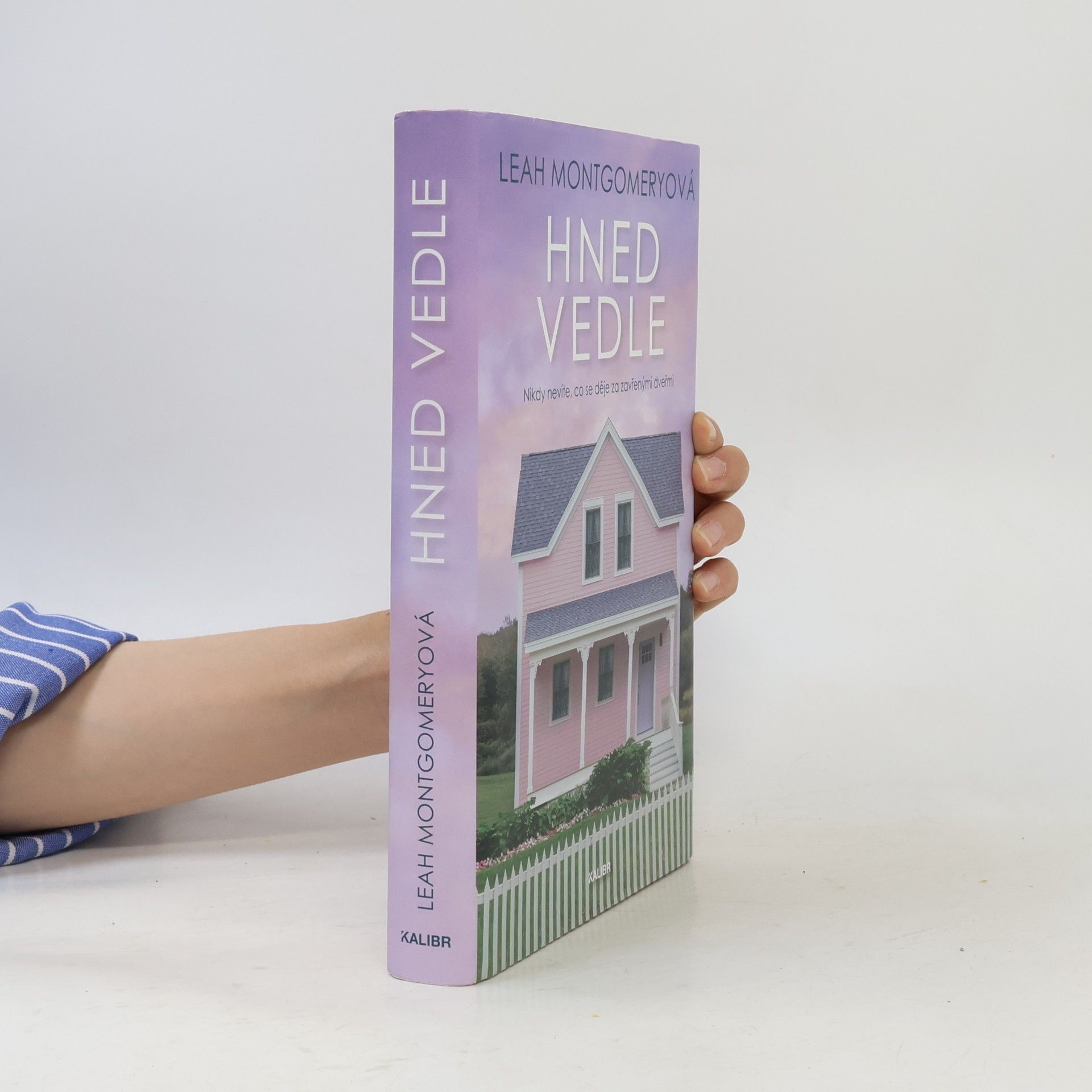 Hned vedle