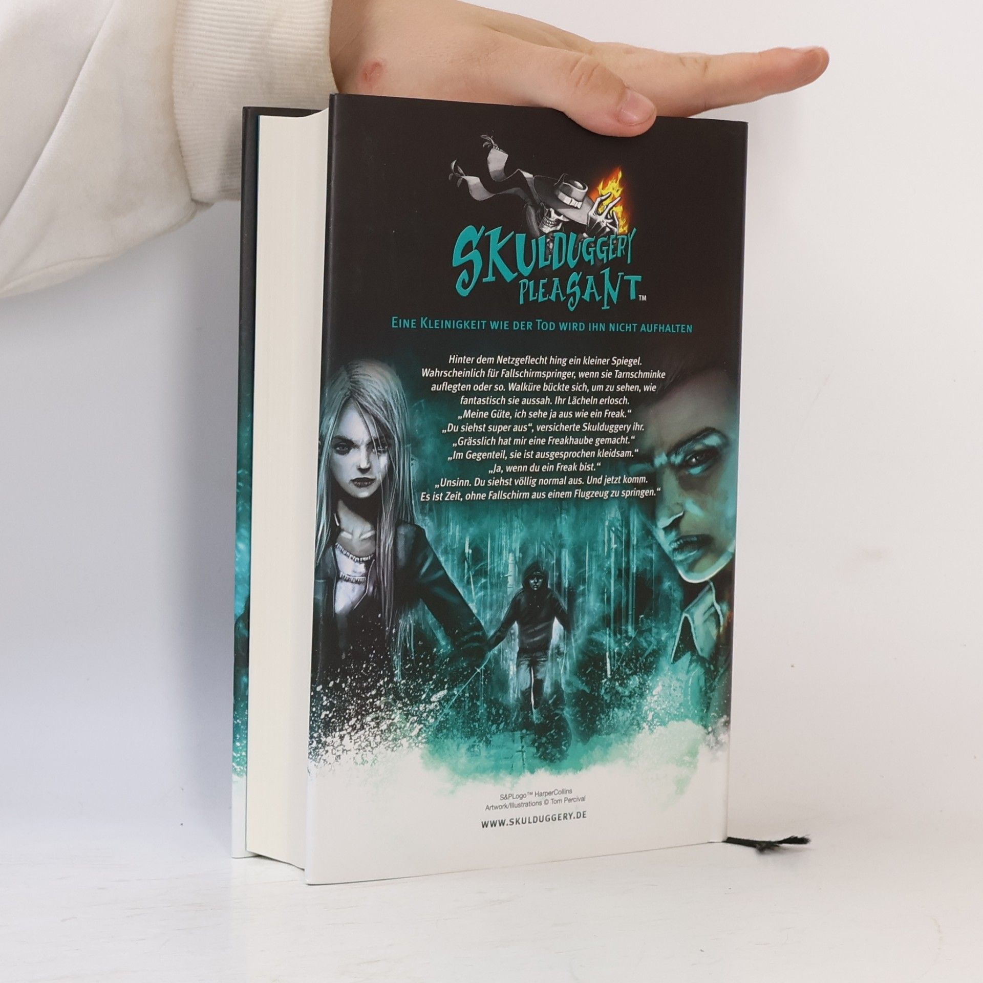 Derek Landy Skulduggery Pleasant. Duell der Dimensionen