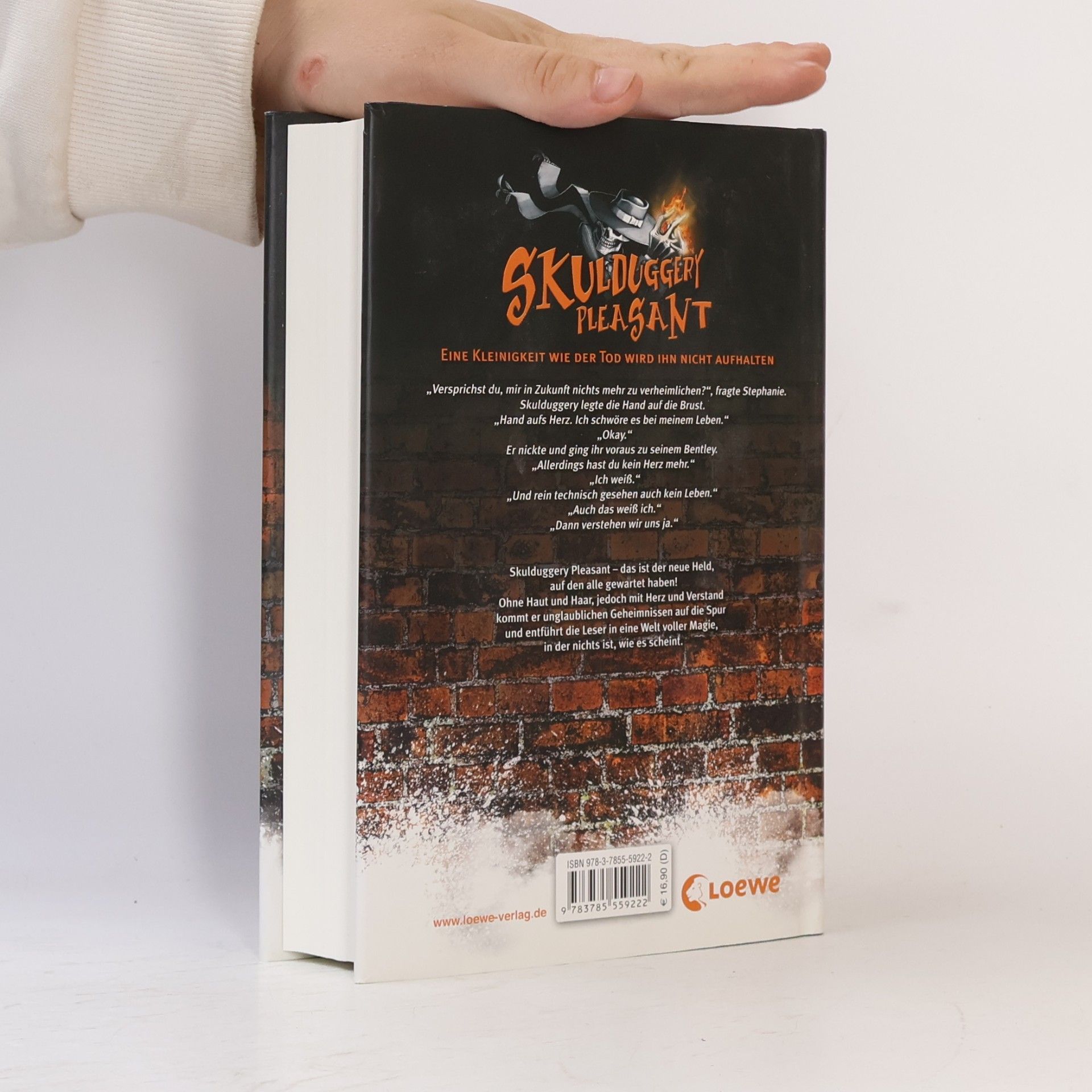 Derek Landy Skulduggery Pleasant: Der Gentleman mit der Feuerhand