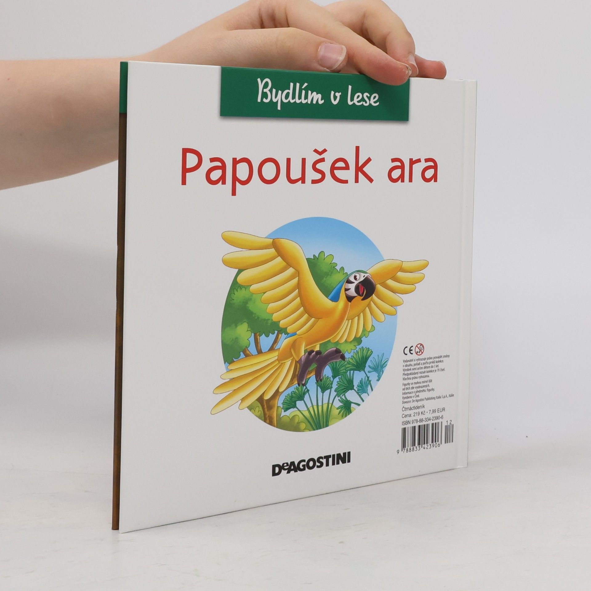 Autorenkollektiv Bydlím v lese 16. Papoušek ara