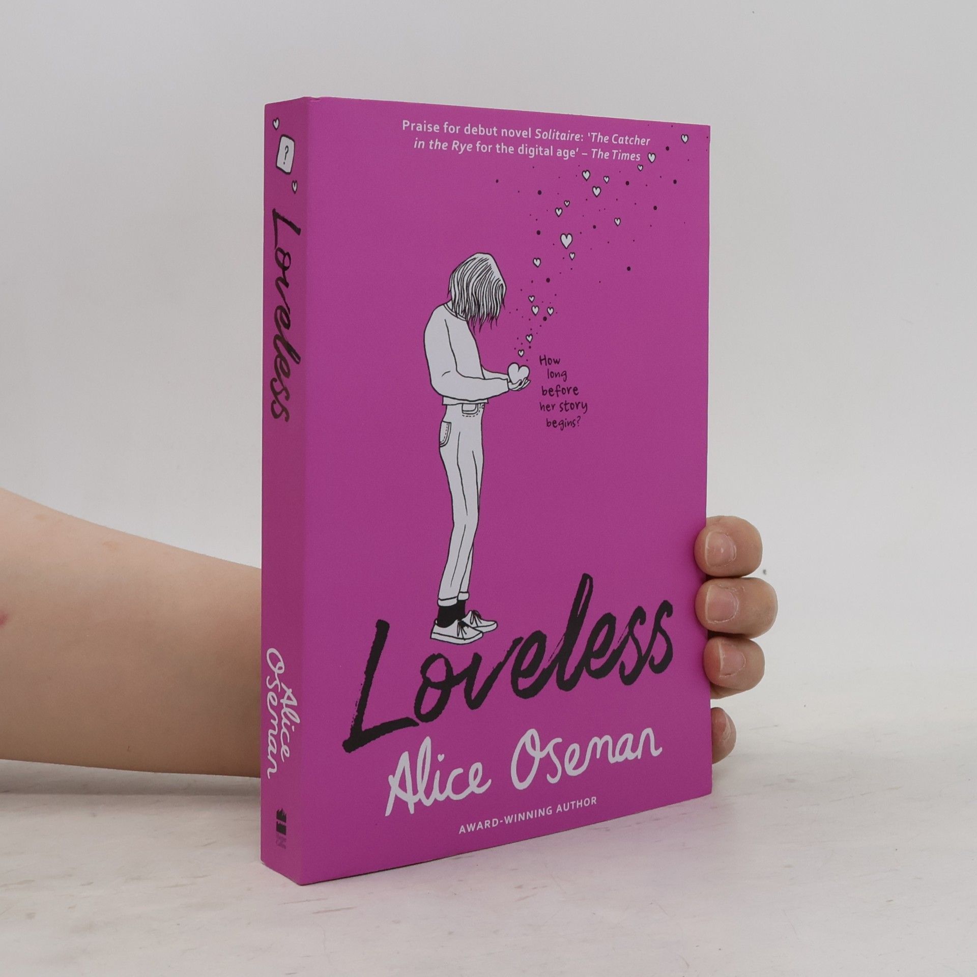 Alice Oseman Loveless