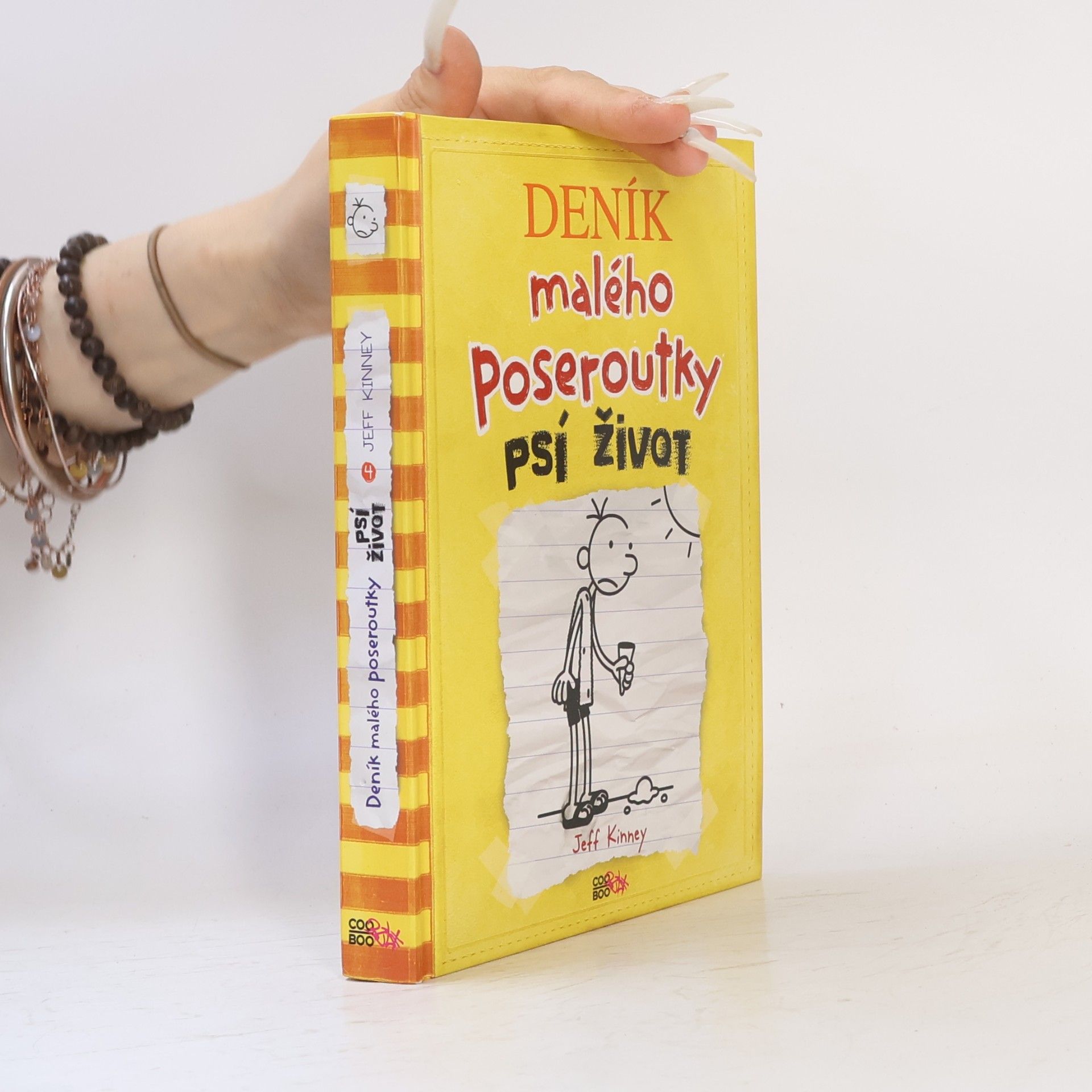 Deník malého poseroutky 4. Psí život
