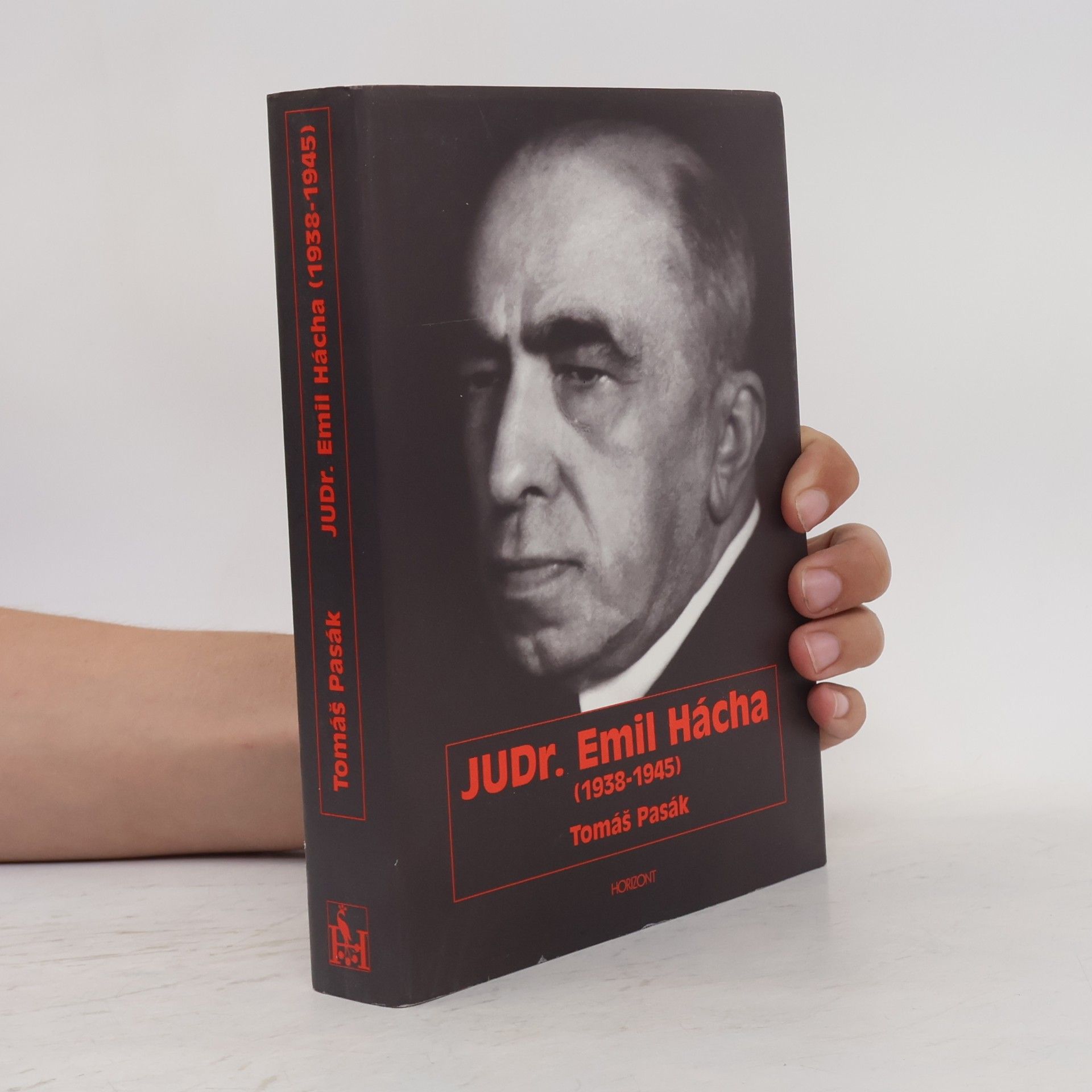 Tomáš Pasák JUDr. Emil Hácha : (1938-1945)