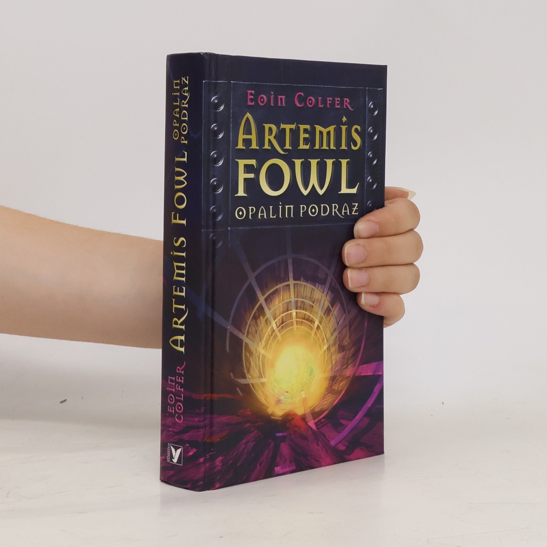Eoin Colfer Artemis Fowl. Opalin podraz