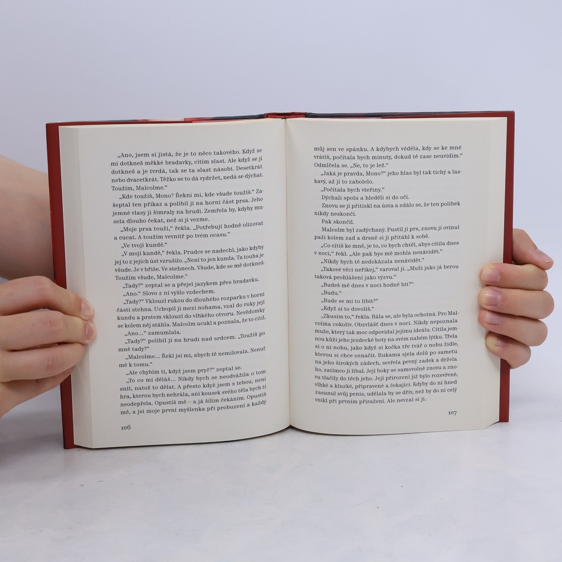 Tiffany Reisz Rudá galerie