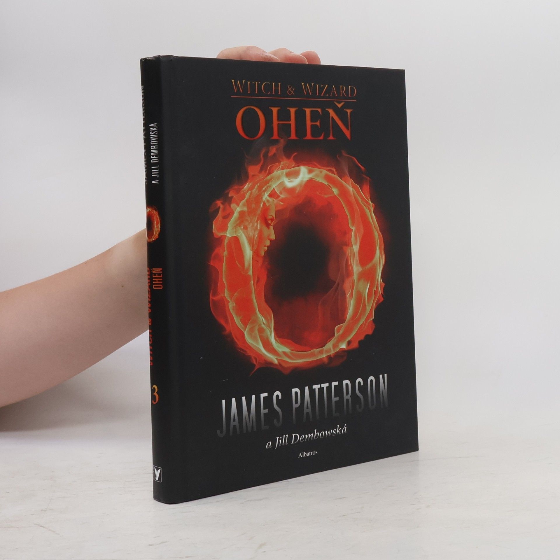 James Patterson Čarodějka a čaroděj 3 – Oheň
