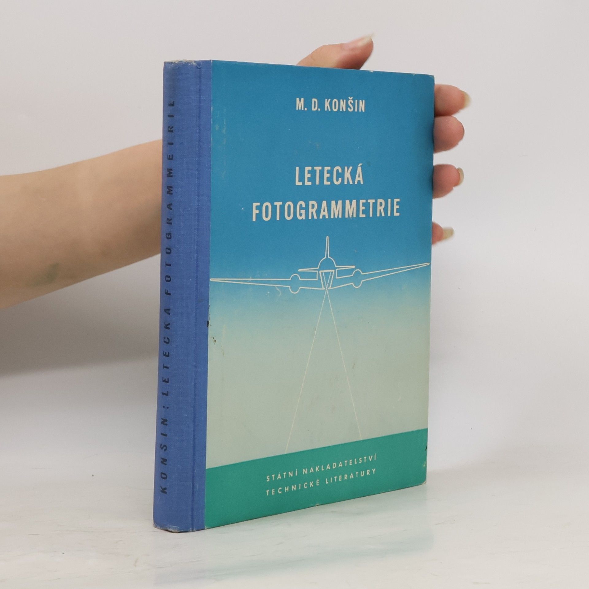 M. D. Konšin Letecká fotogrammetrie