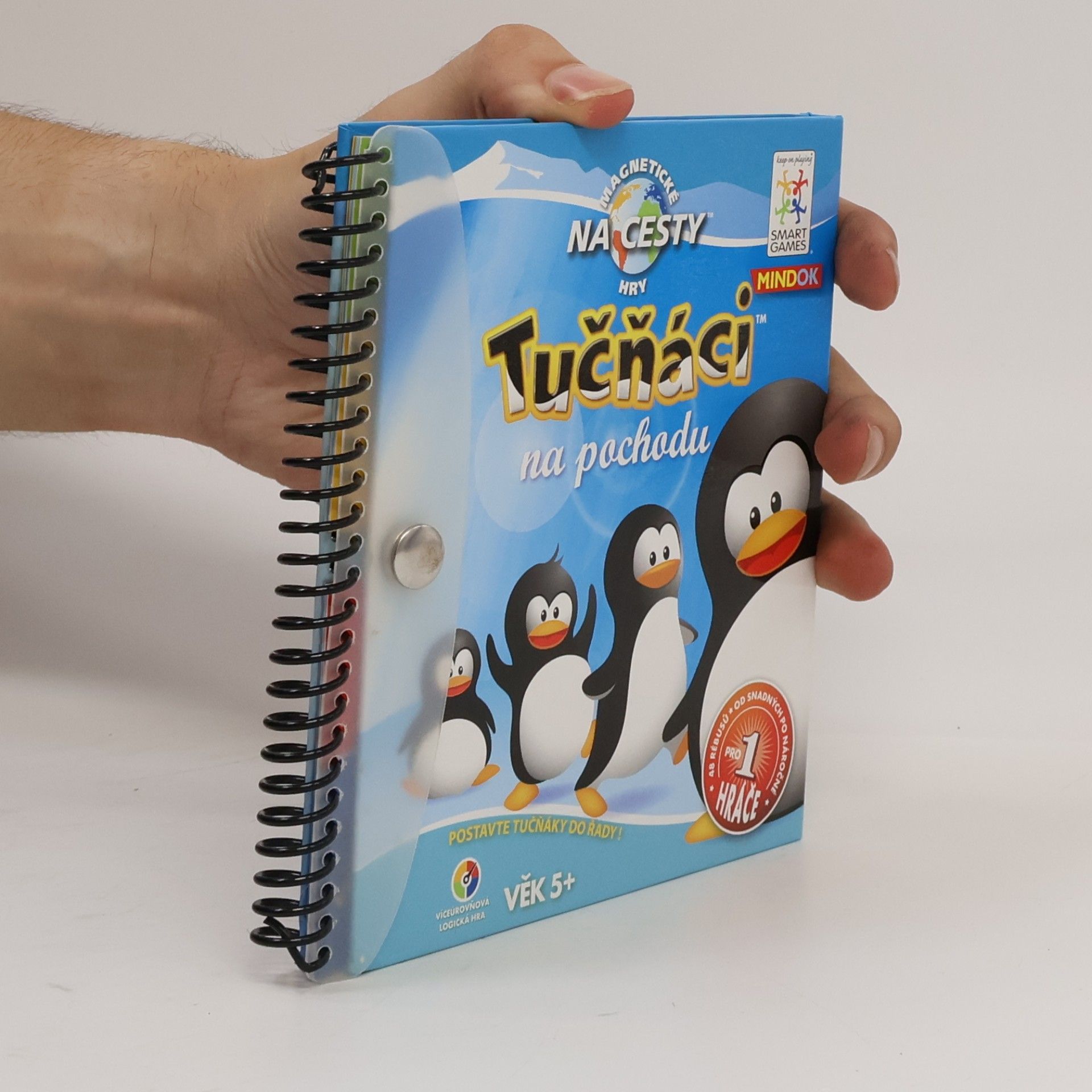 Tučňáci na pochodu