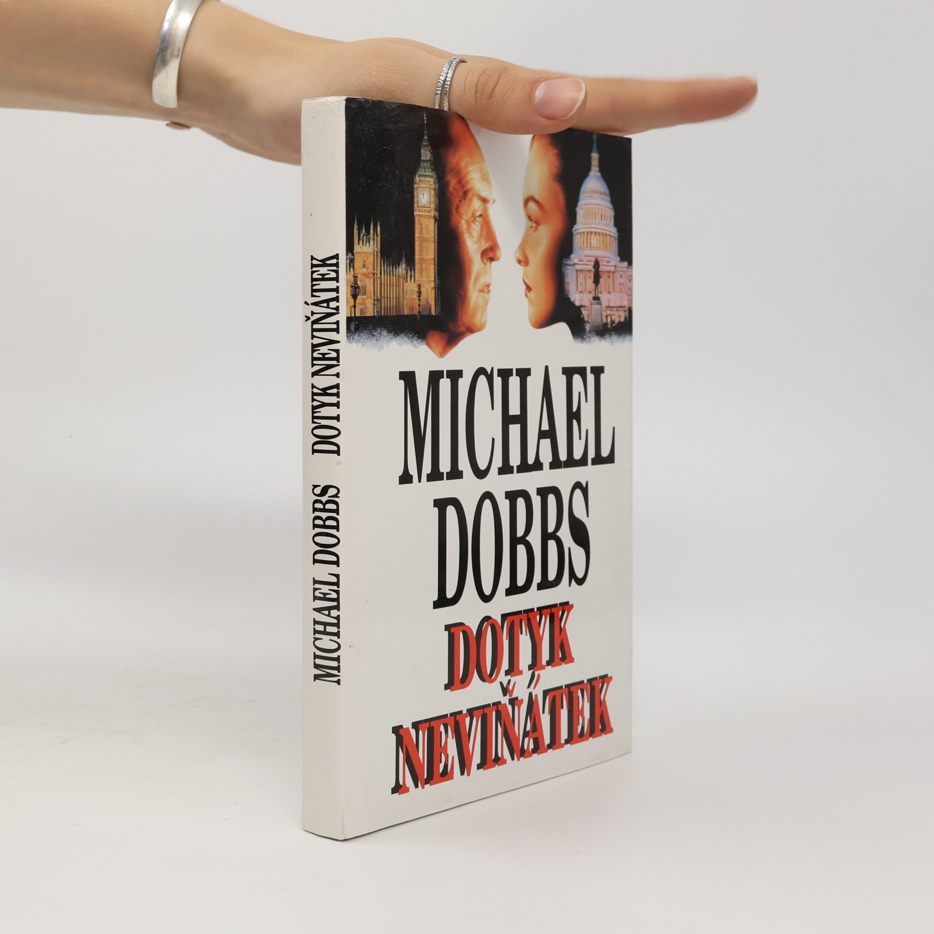 Michael Dobbs Dotyk neviňátek