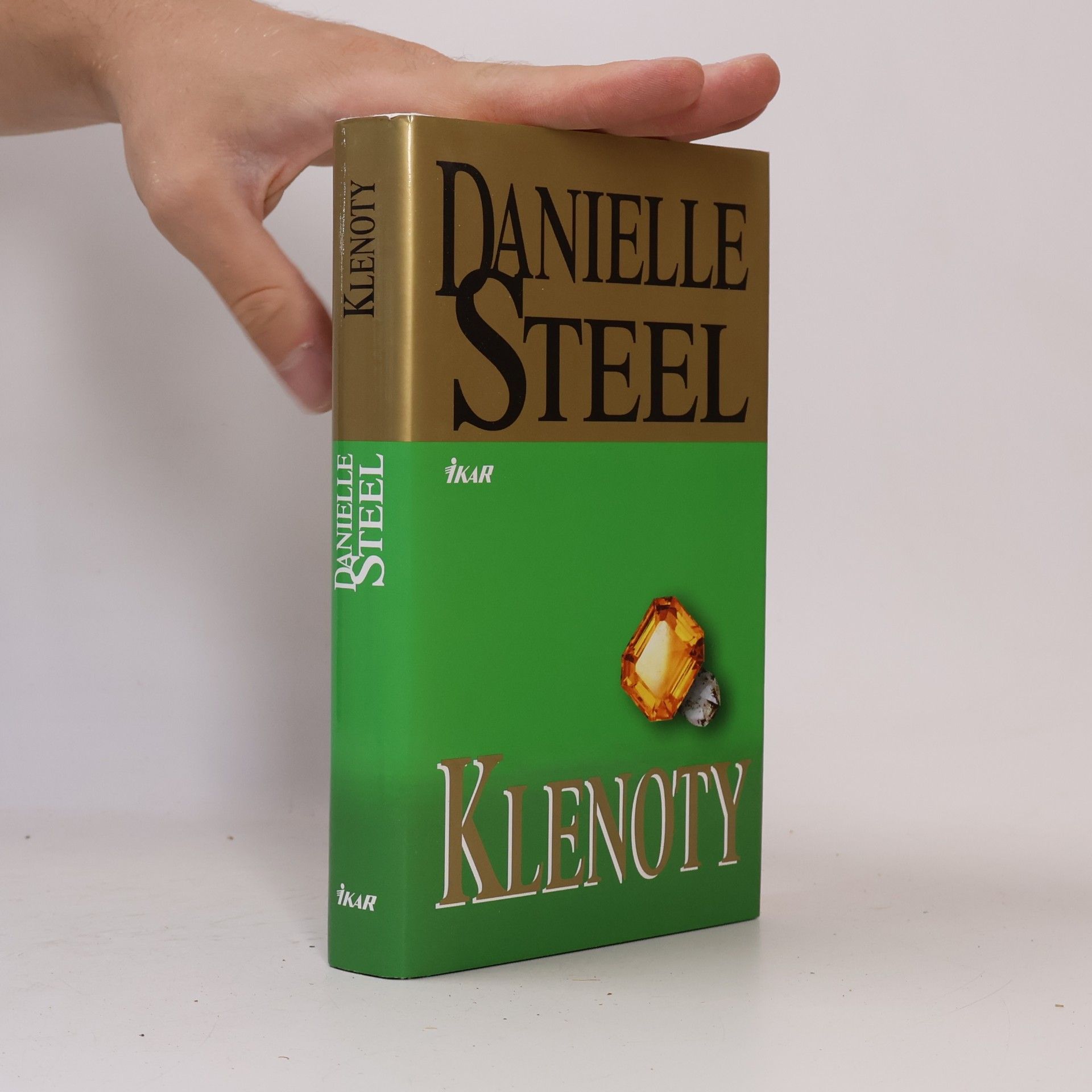 Danielle Steel Klenoty