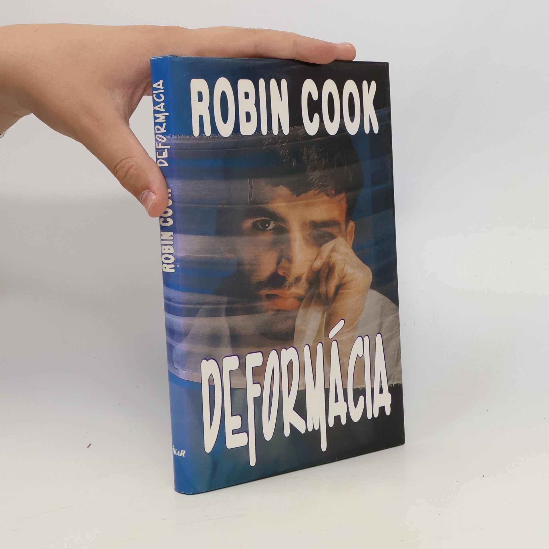 Robin Cook Deformácia