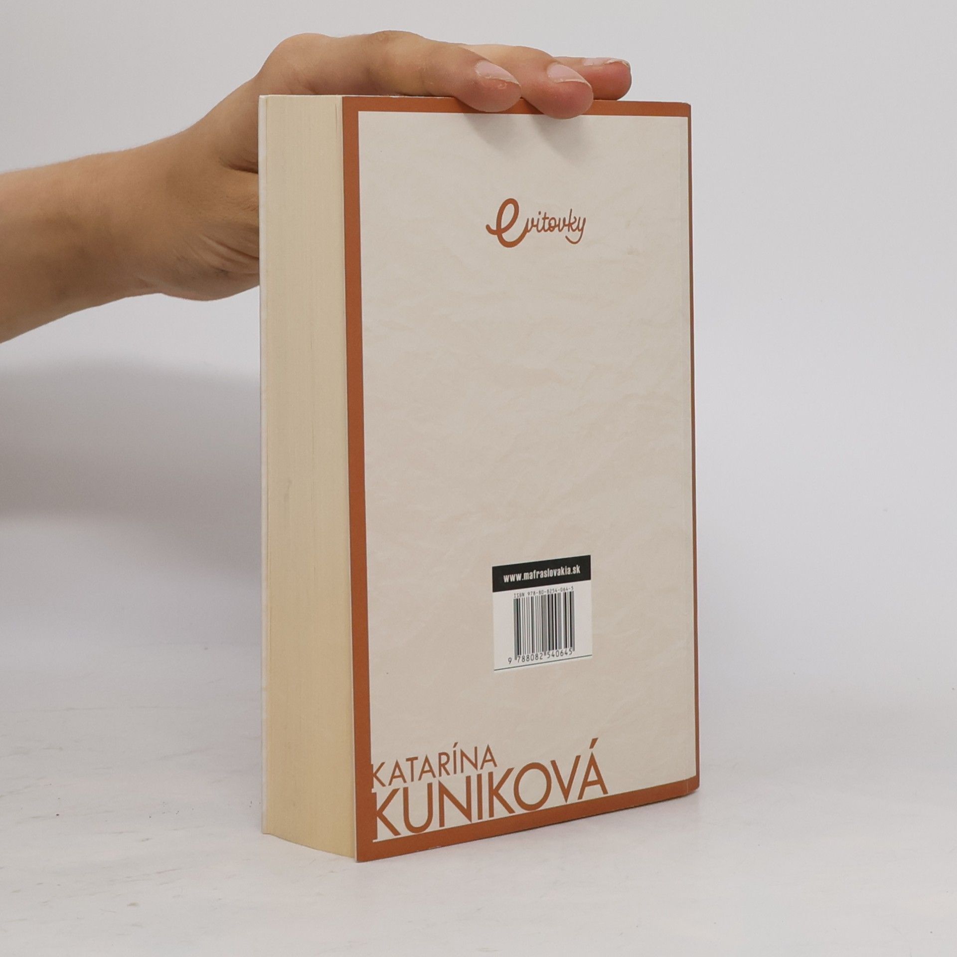 Katarína Kuniková Lásky z karamelu