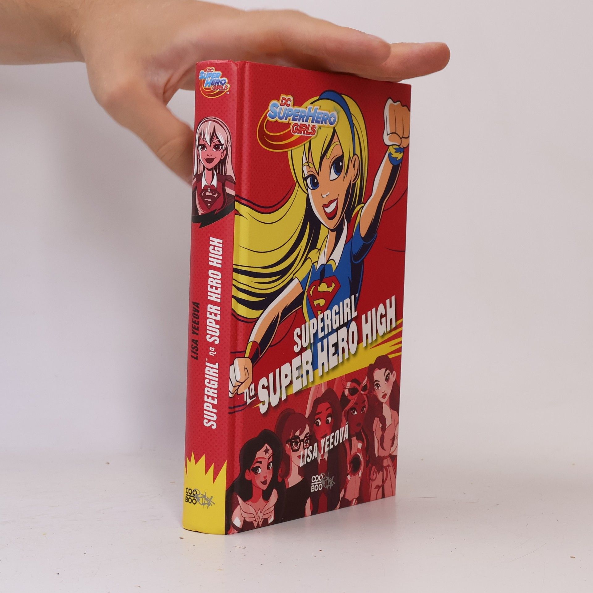 Lisa Yee Supergirl na Super Hero High