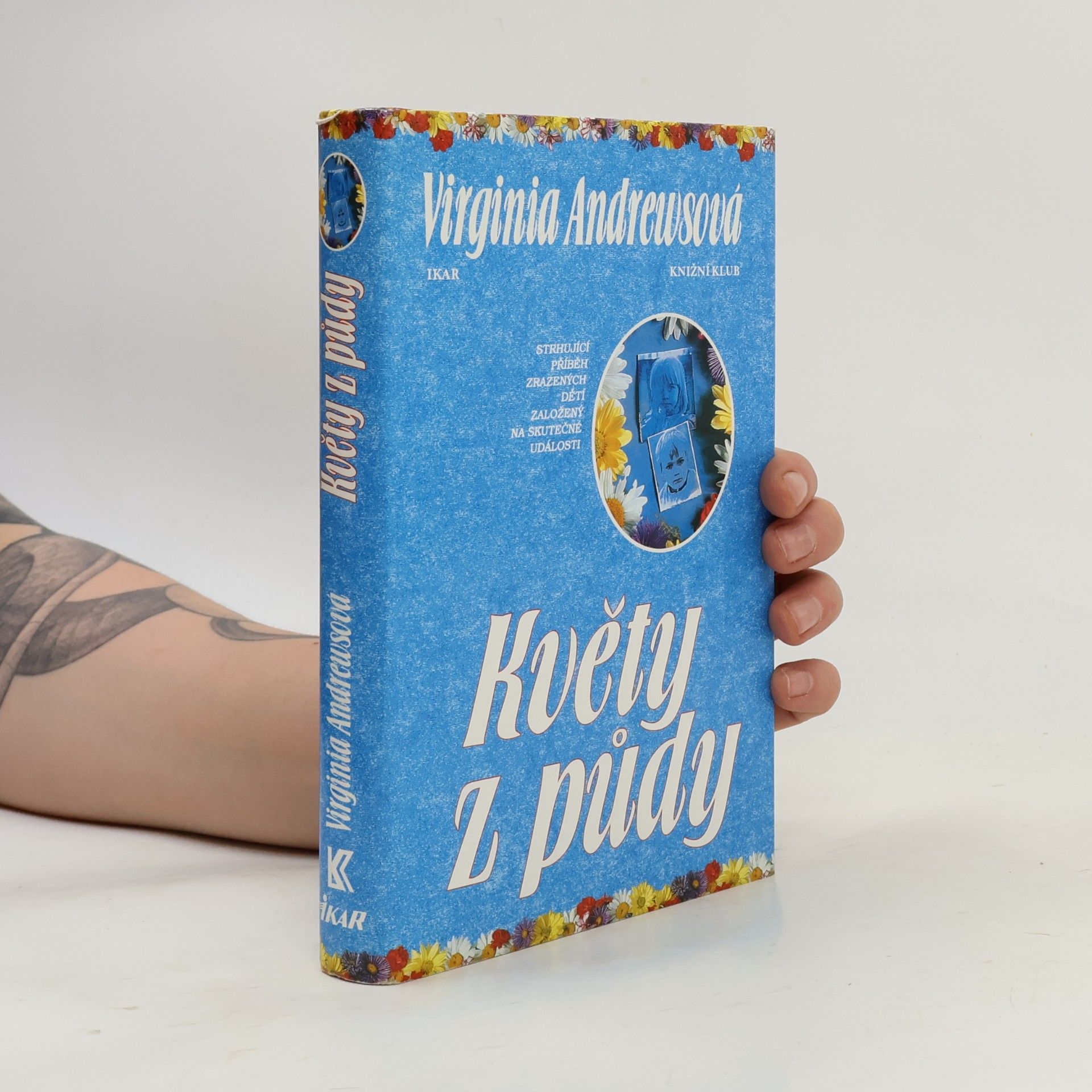 V. C. Andrews Květy z půdy