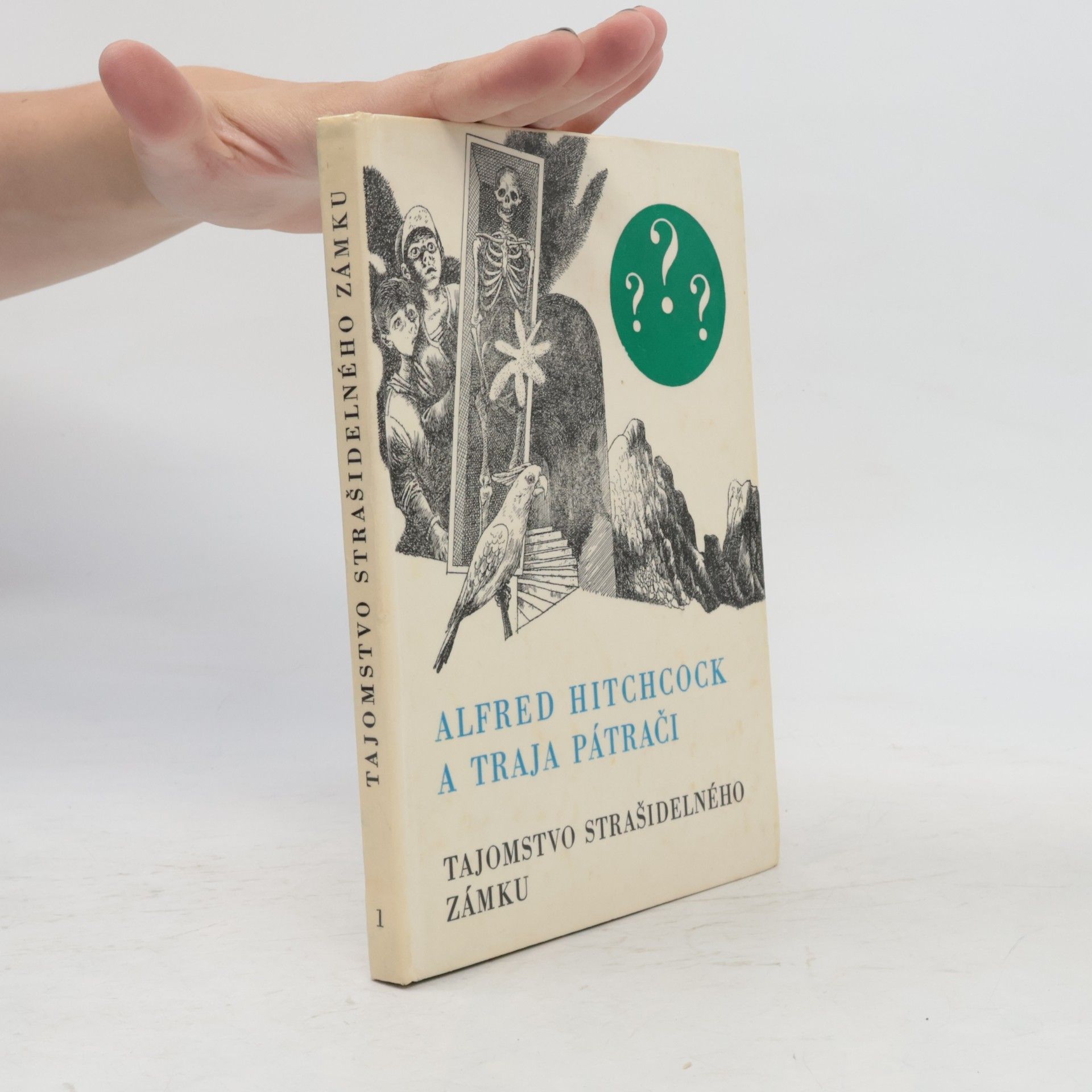 Robert Arthur Alfred Hitchcock a traja pátrači. Tajomstvo Strašidelného zámku