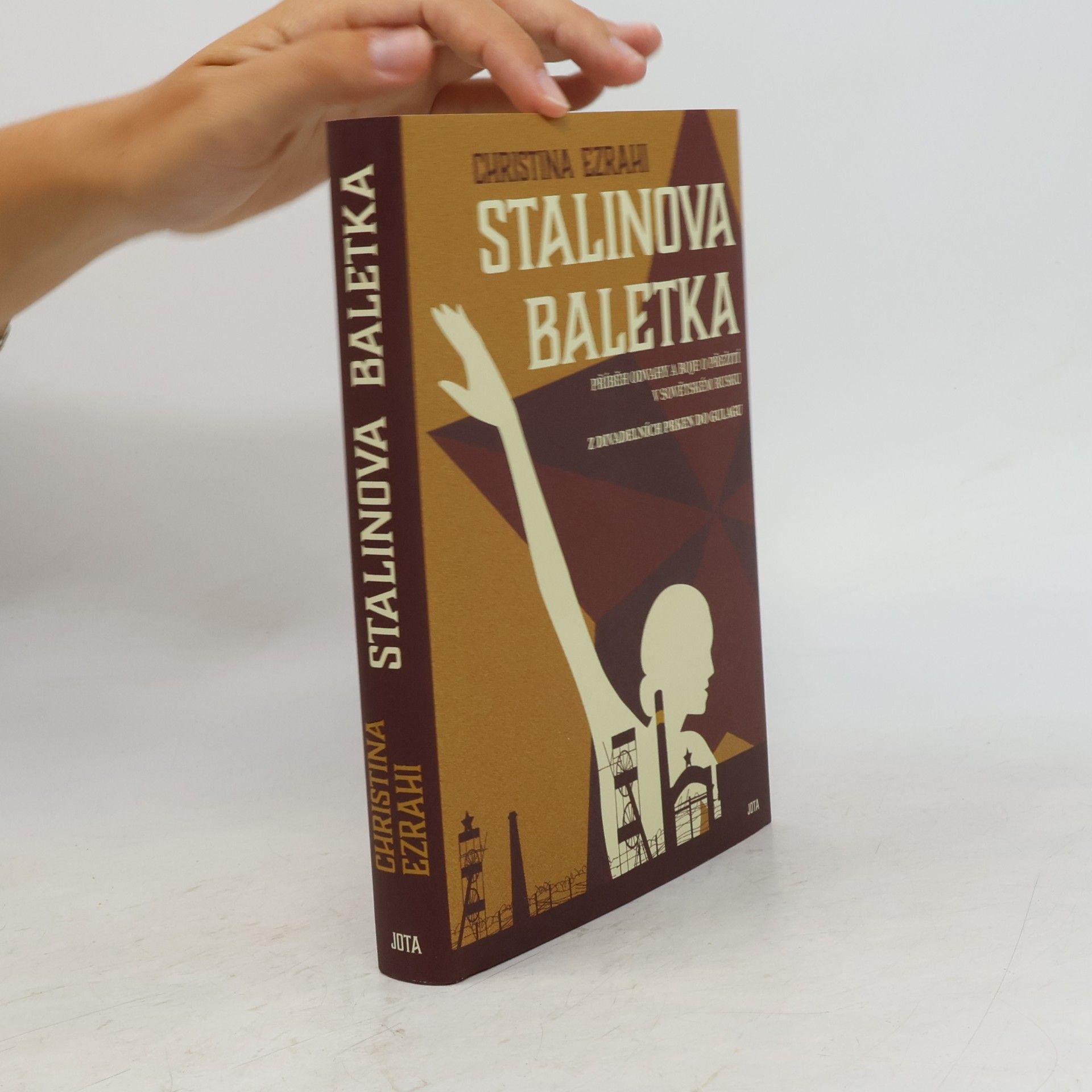 Christina Ezrahi Stalinova baletka