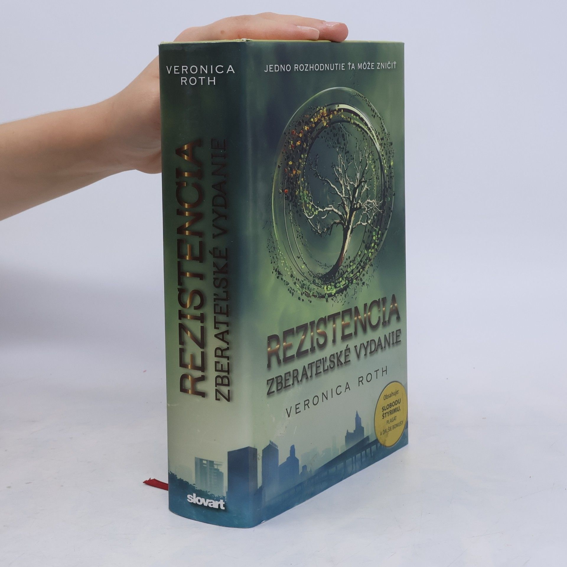 Veronica Roth Rezistencia