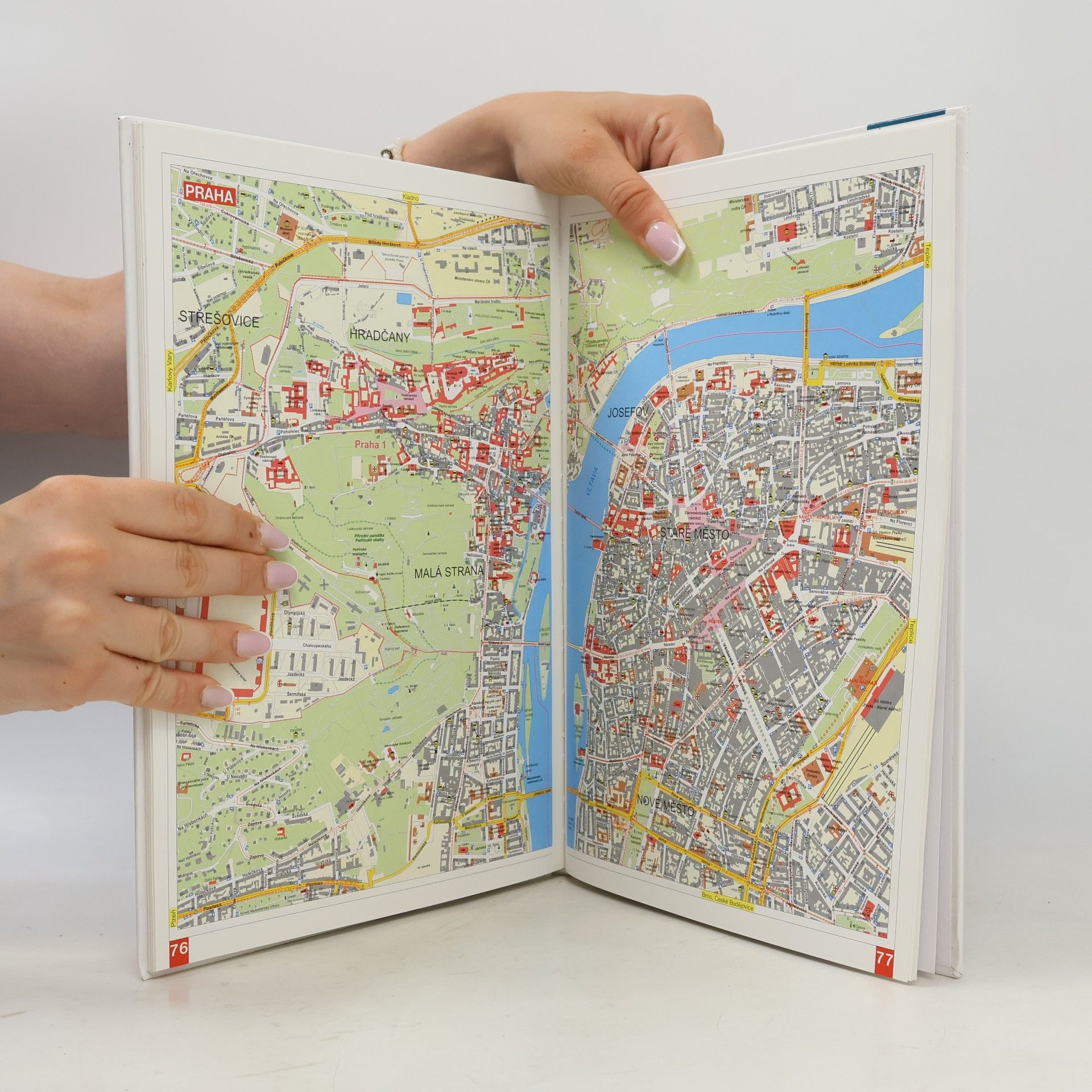 AA.VV. Autoatlas: Česká Republika 1: 200 000