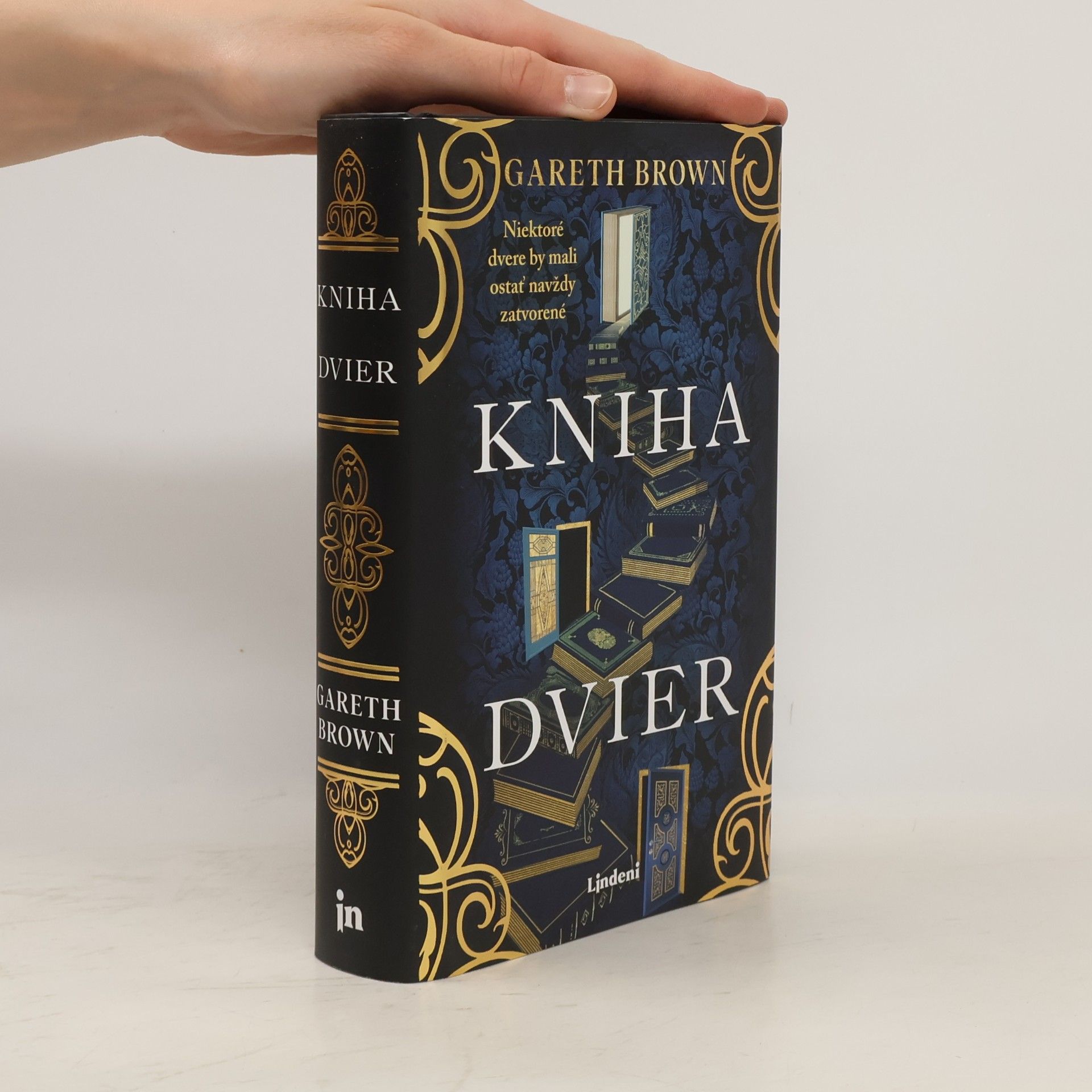 Gareth Brown Kniha dvier