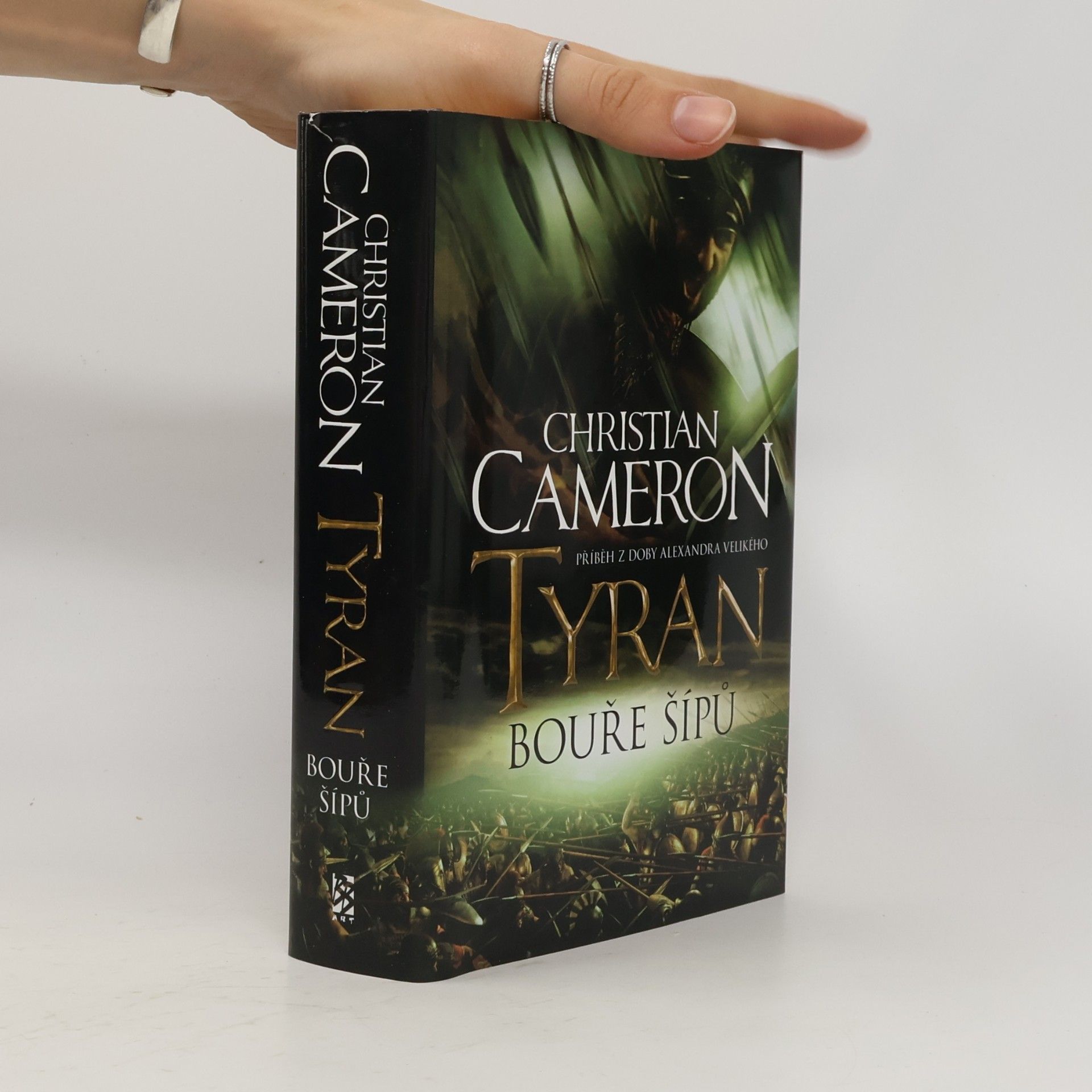 Christian Cameron Tyran. Bouře šípů