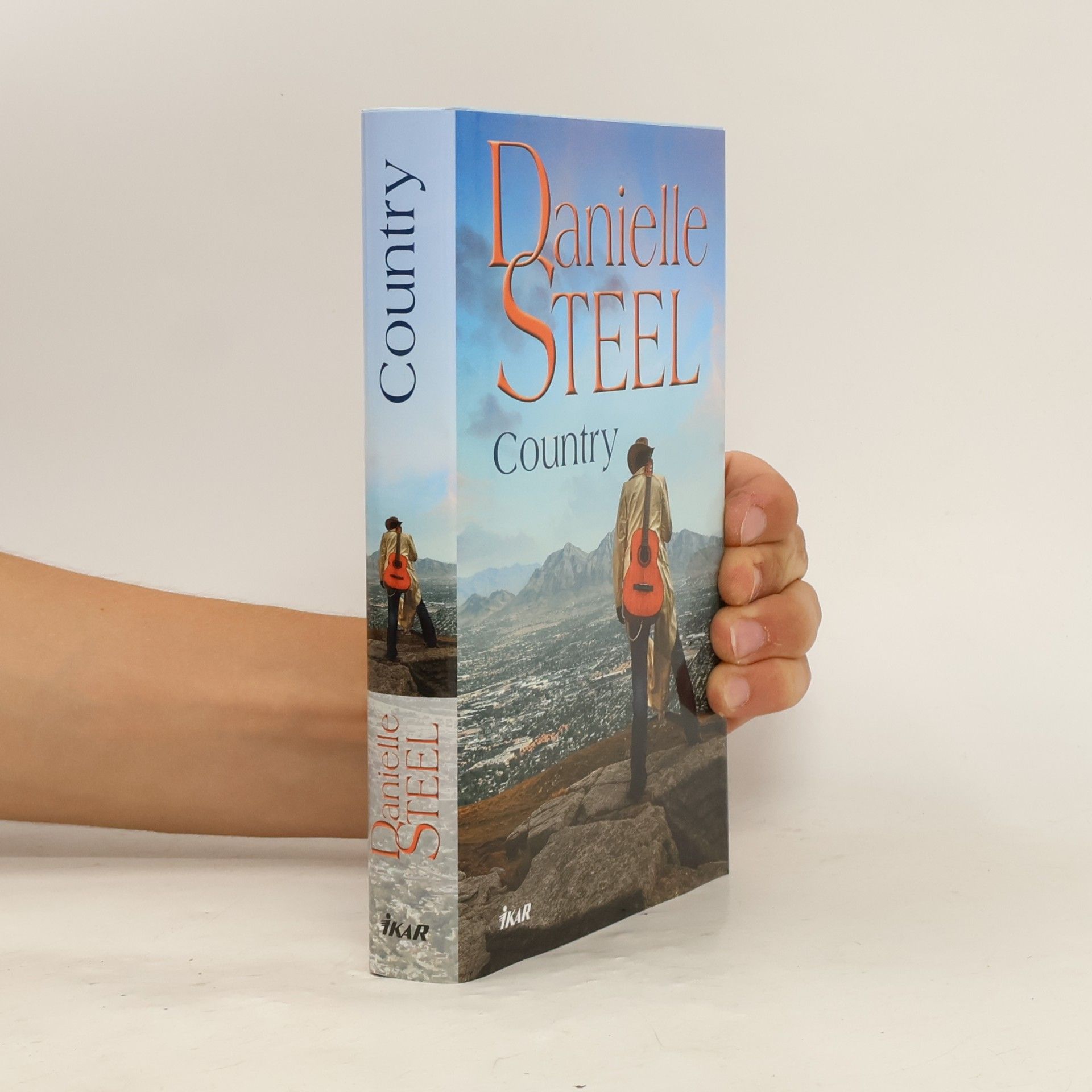 Danielle Steel Country