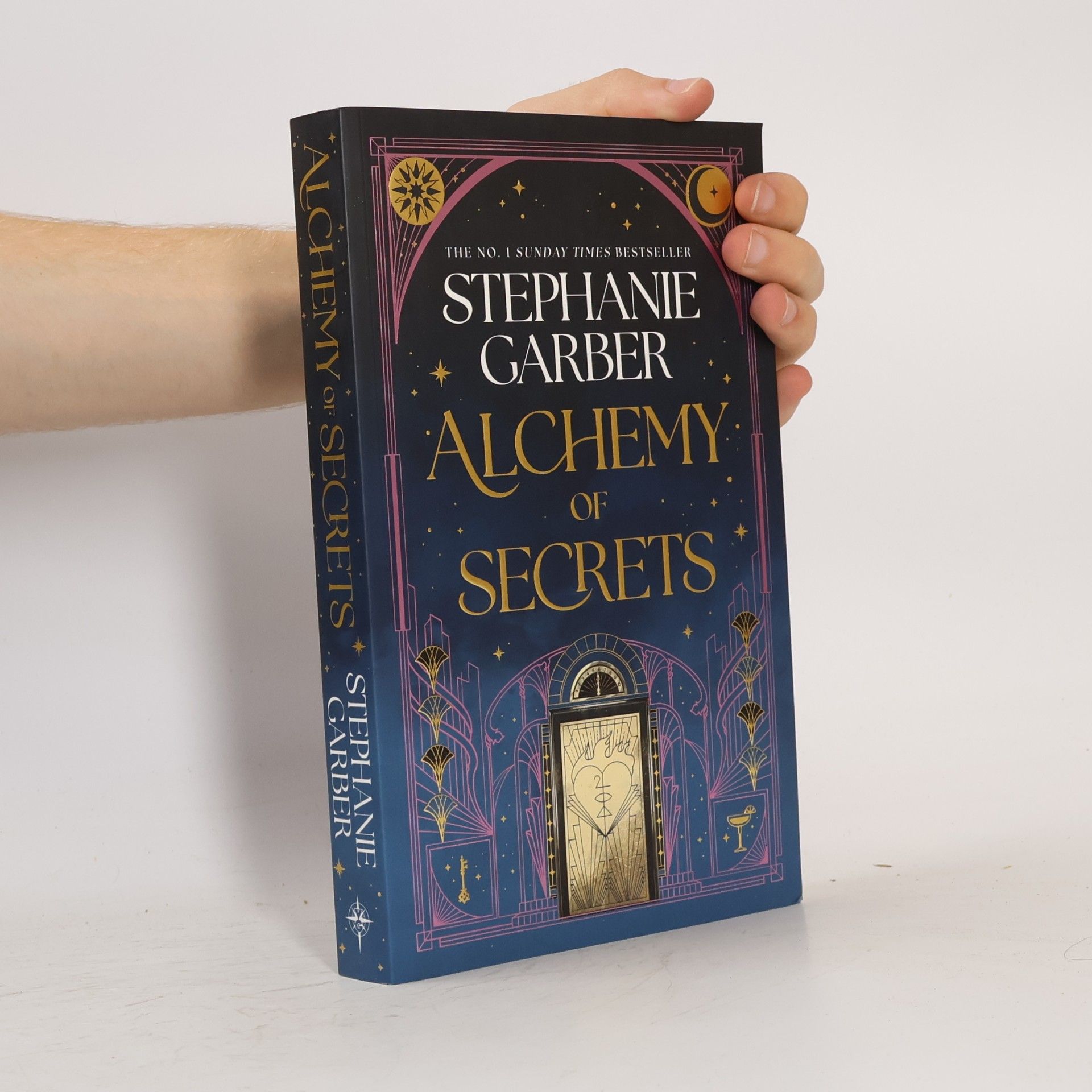 Stephanie Garberová Alchemy of Secrets