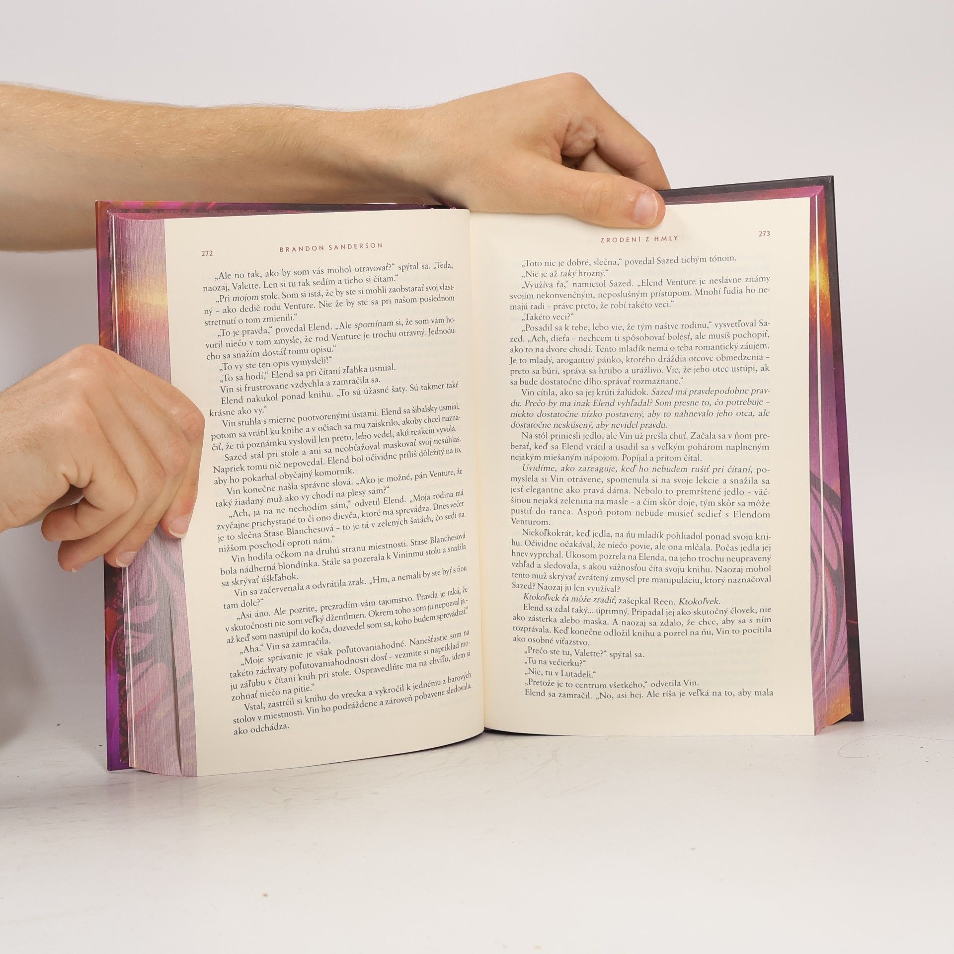 Brandon Sanderson Mistborn: Zrodení z hmly
