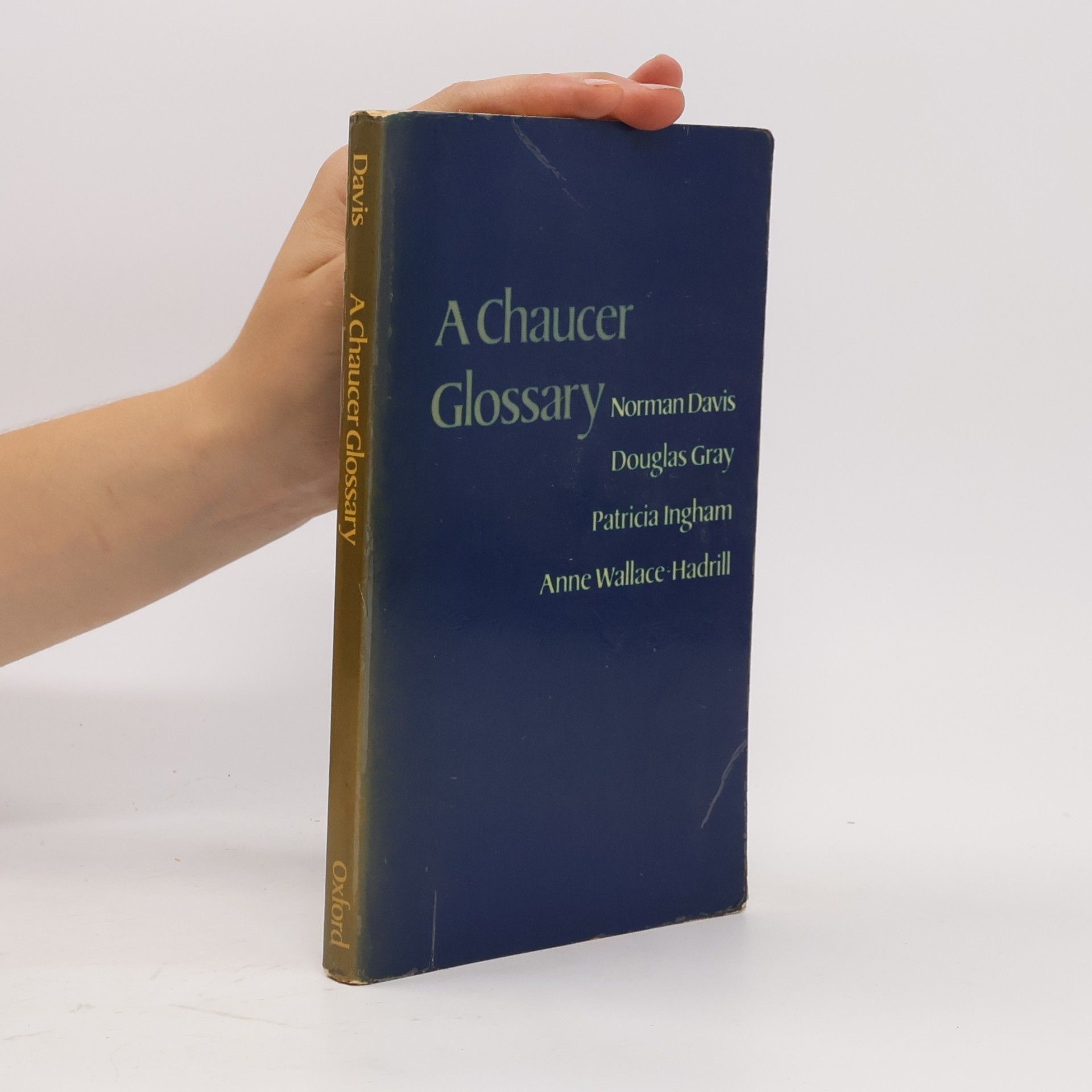 Anne Wallace-Hadrill A Chaucer Glossary