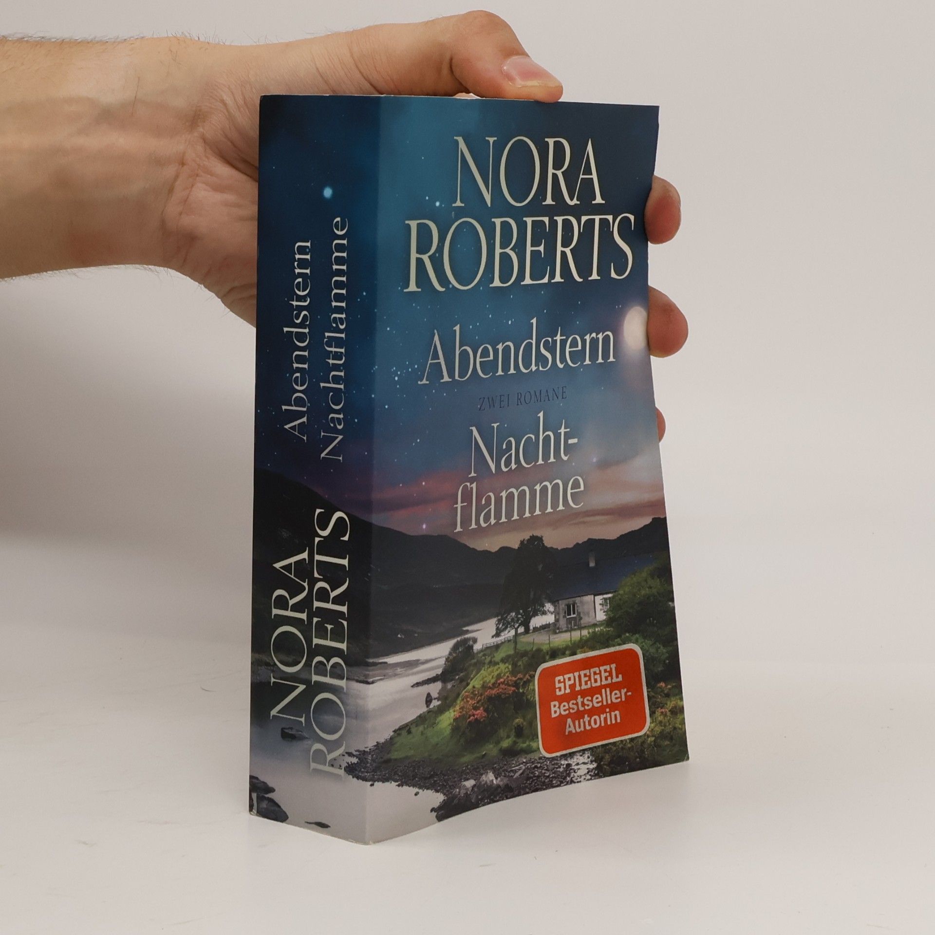 Nora Roberts Abendstern. Nachtflamme