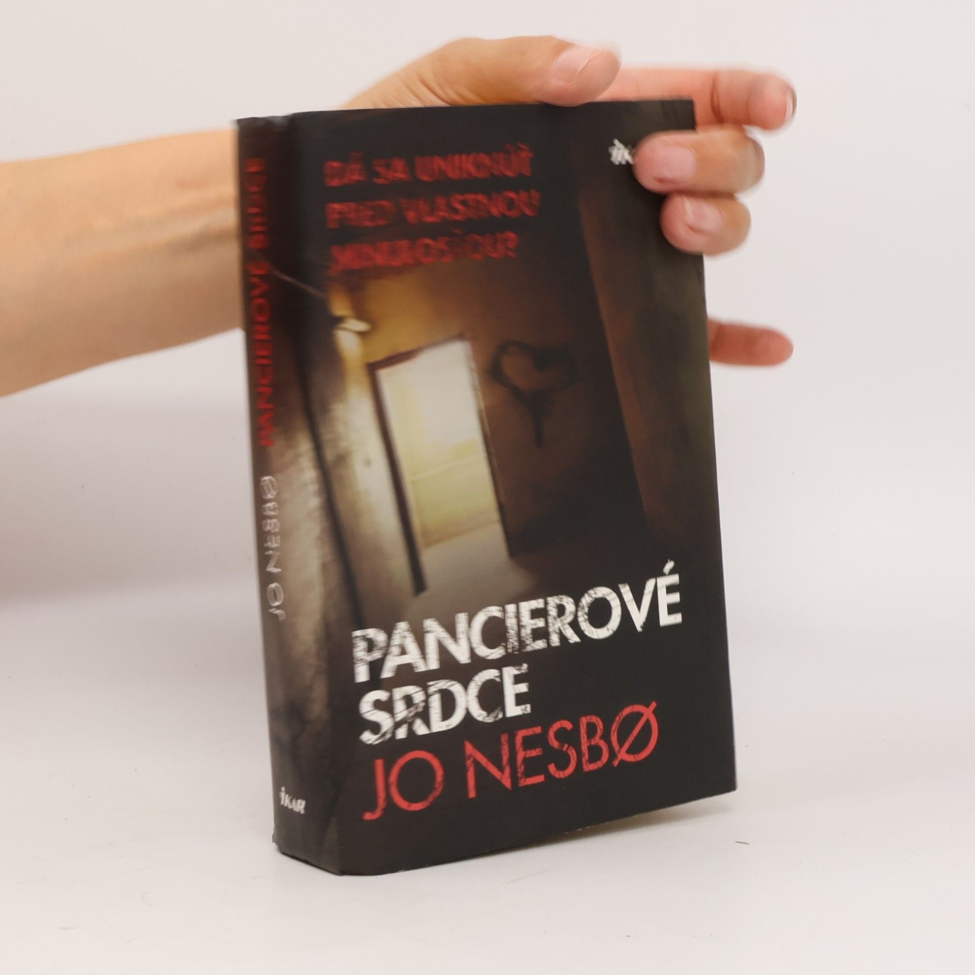 Jo Nesbø Pancierové srdce