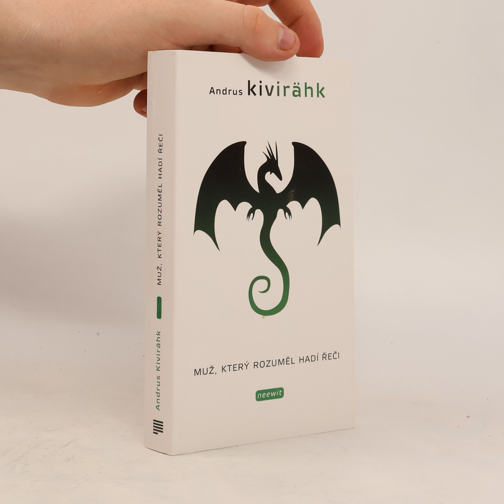 Andrus Kivirähk Muž, který rozuměl hadí řeči