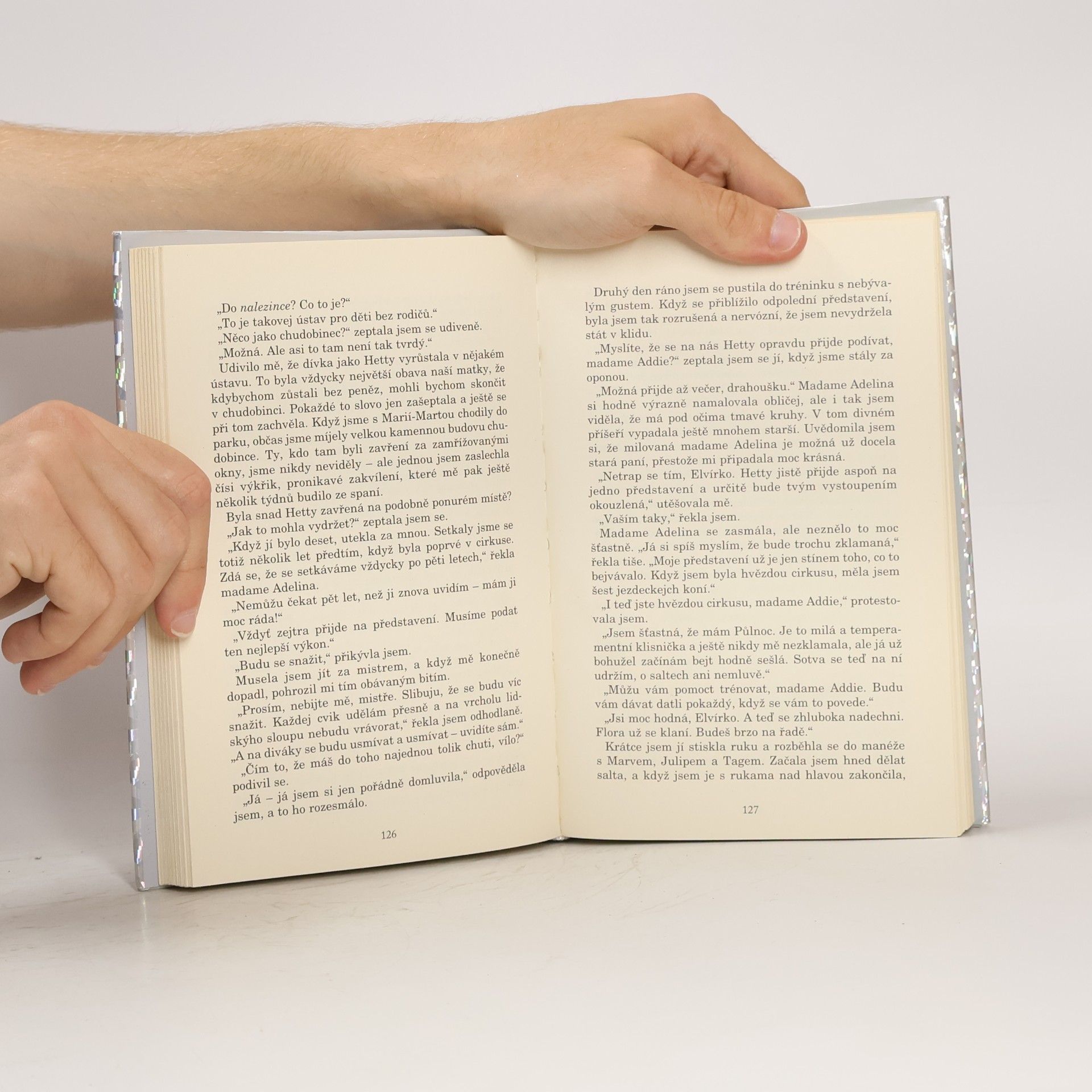 Jacqueline Wilson Hvězdička: Ze světa Hetty Featherové