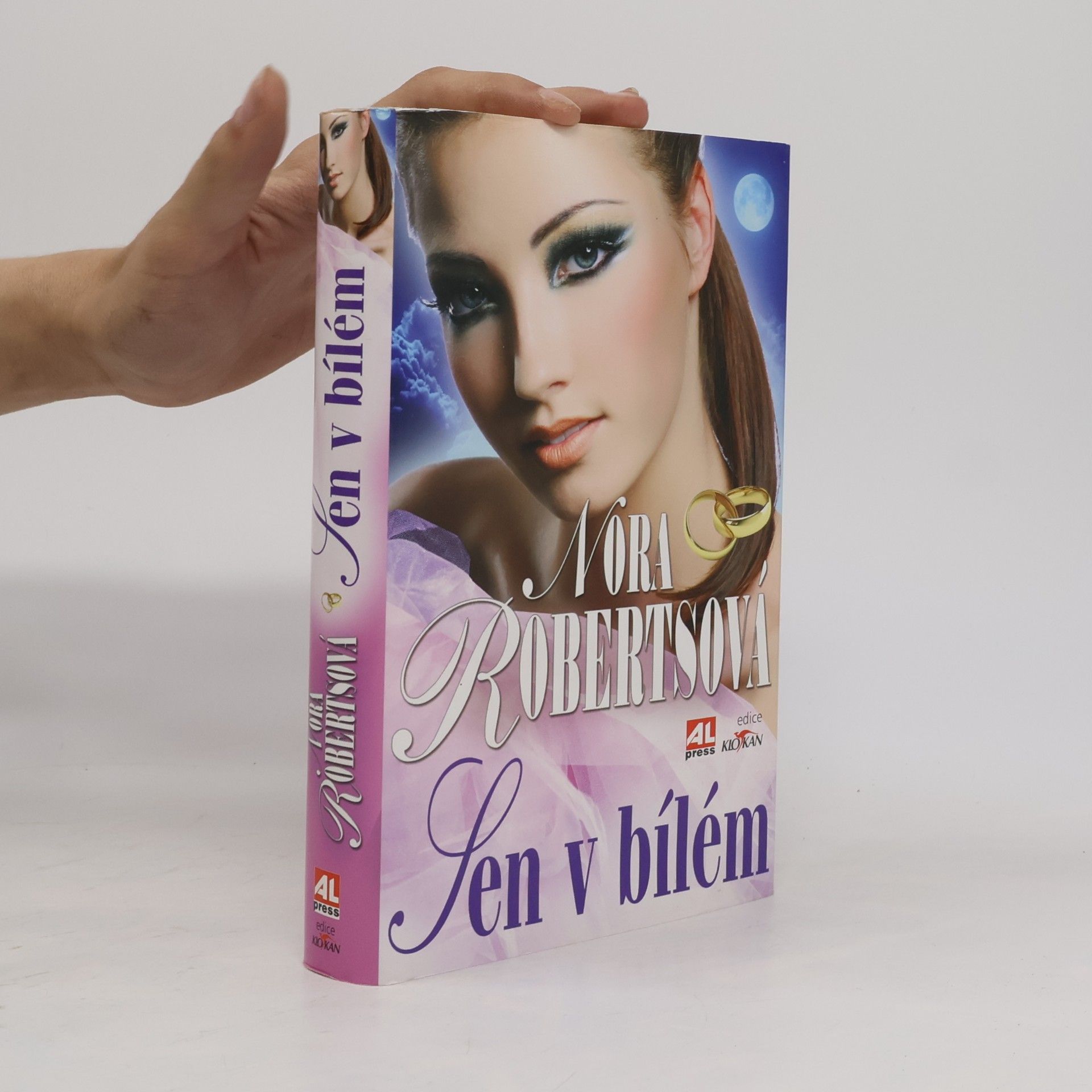 Nora Roberts Sen v bílém