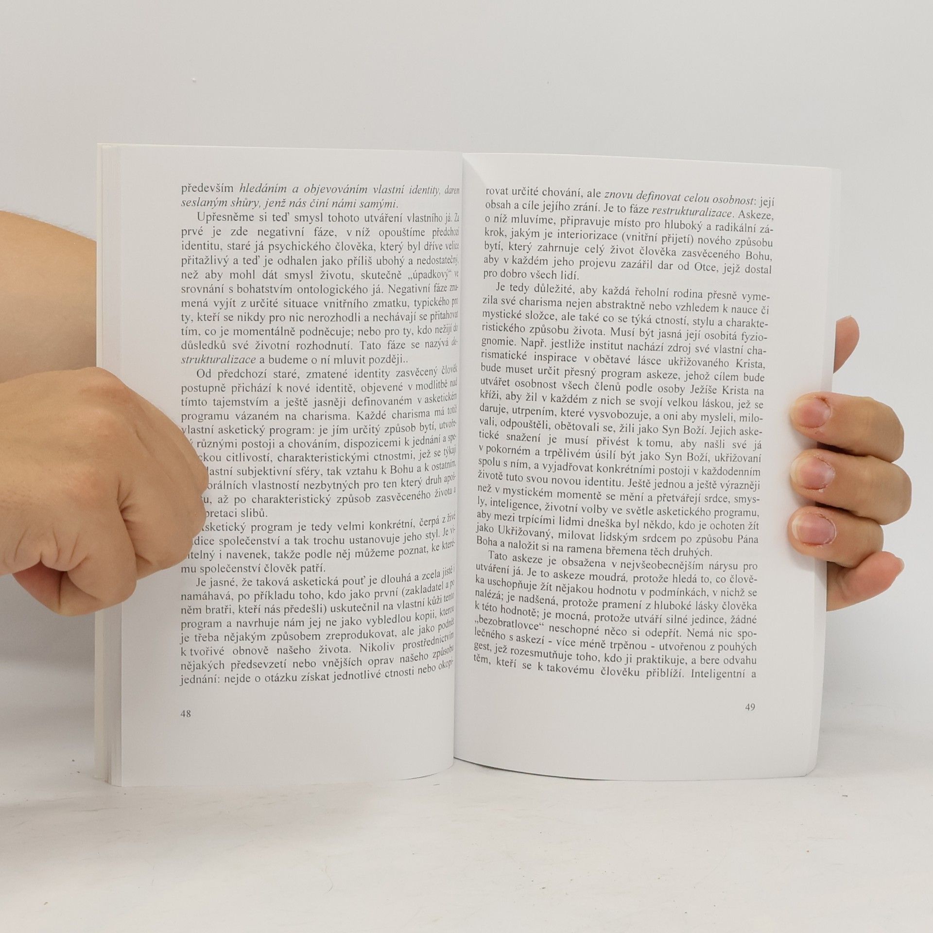 Amedeo Cencini Bůh je můj přítel: Psychologie seberealizace a autoidentifikace v Bohu
