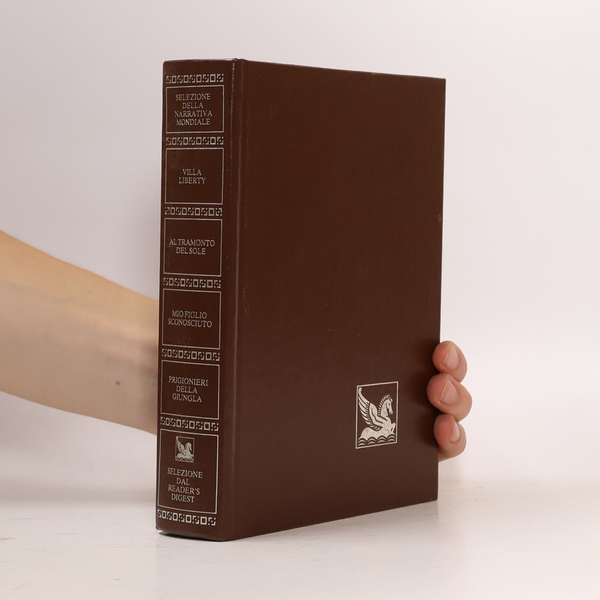 Elizabeth Darrell  Selezione della narrativa mondiale
