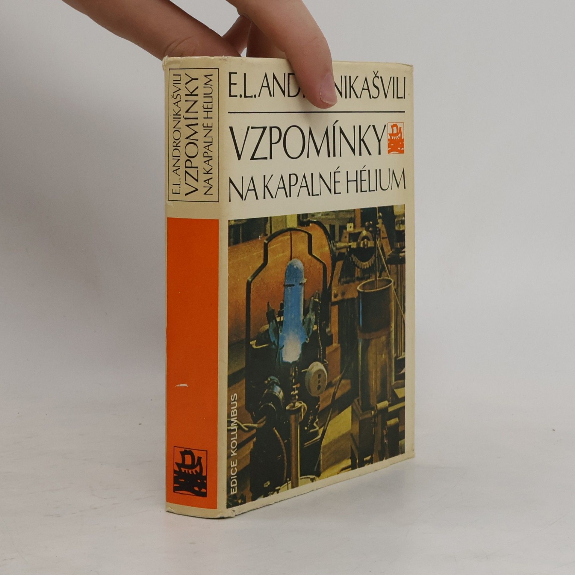 Vzpomínky na kapalné hélium