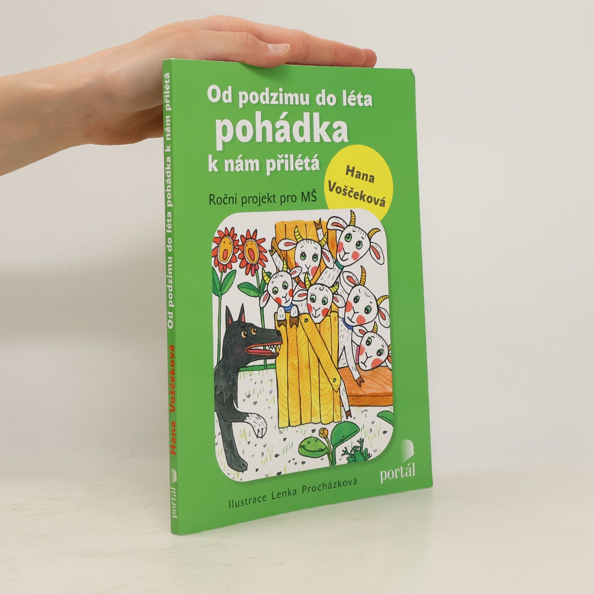Hana Voščeková Od podzimu do léta pohádka k nám přilétá