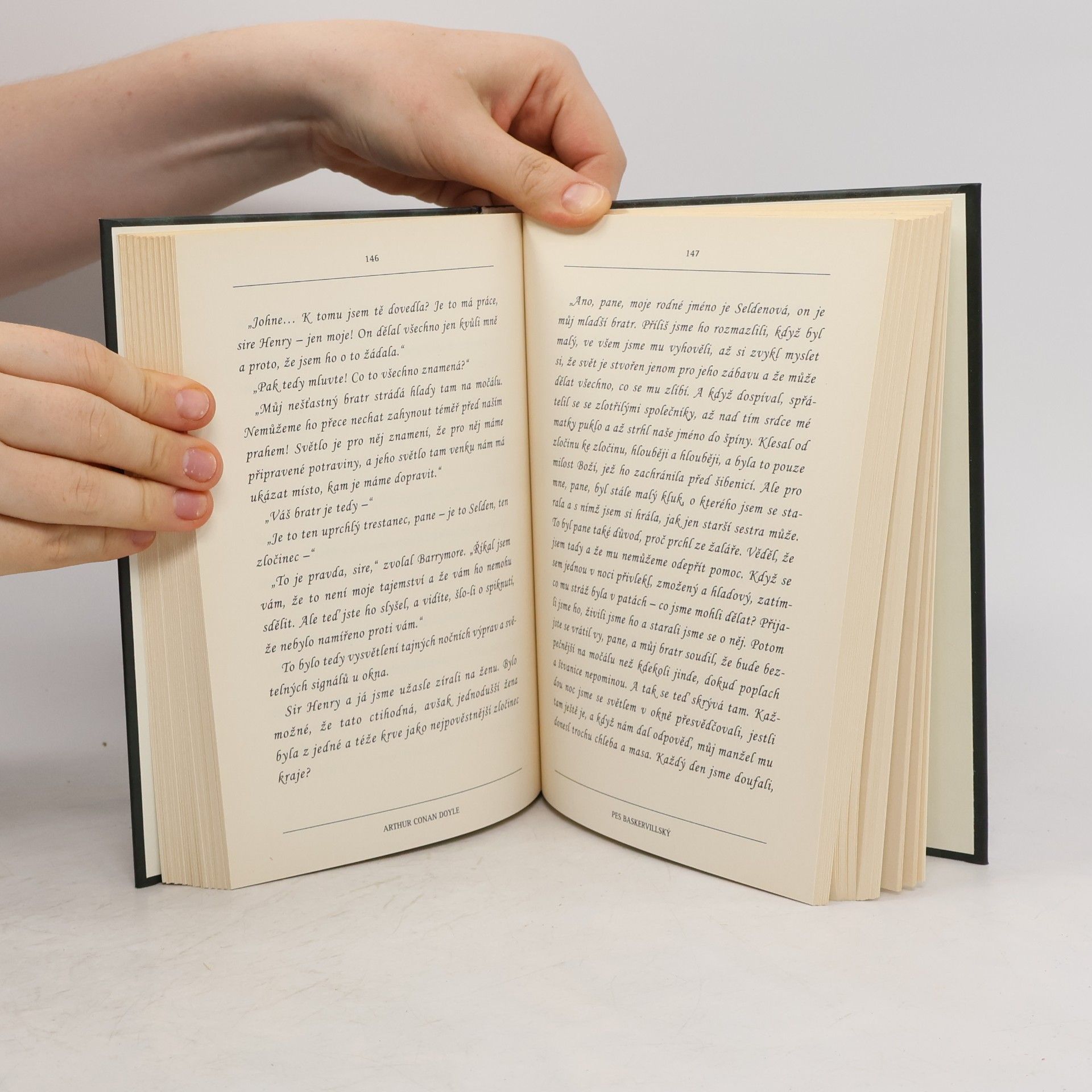 Arthur Conan Doyle Pes baskervillský