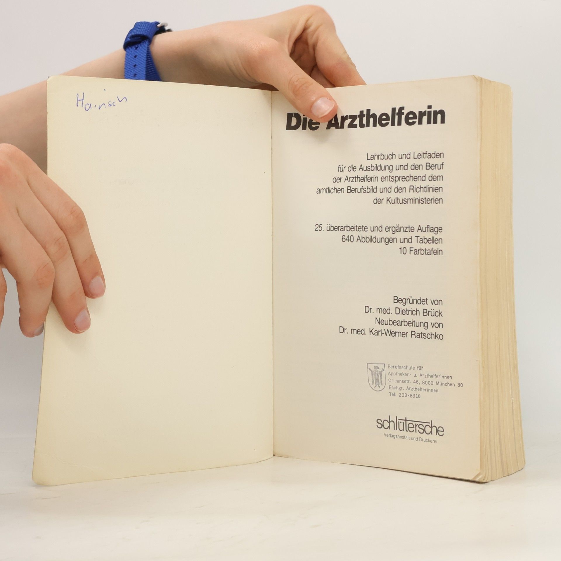 Dietrich Brück Die Arzthelferin